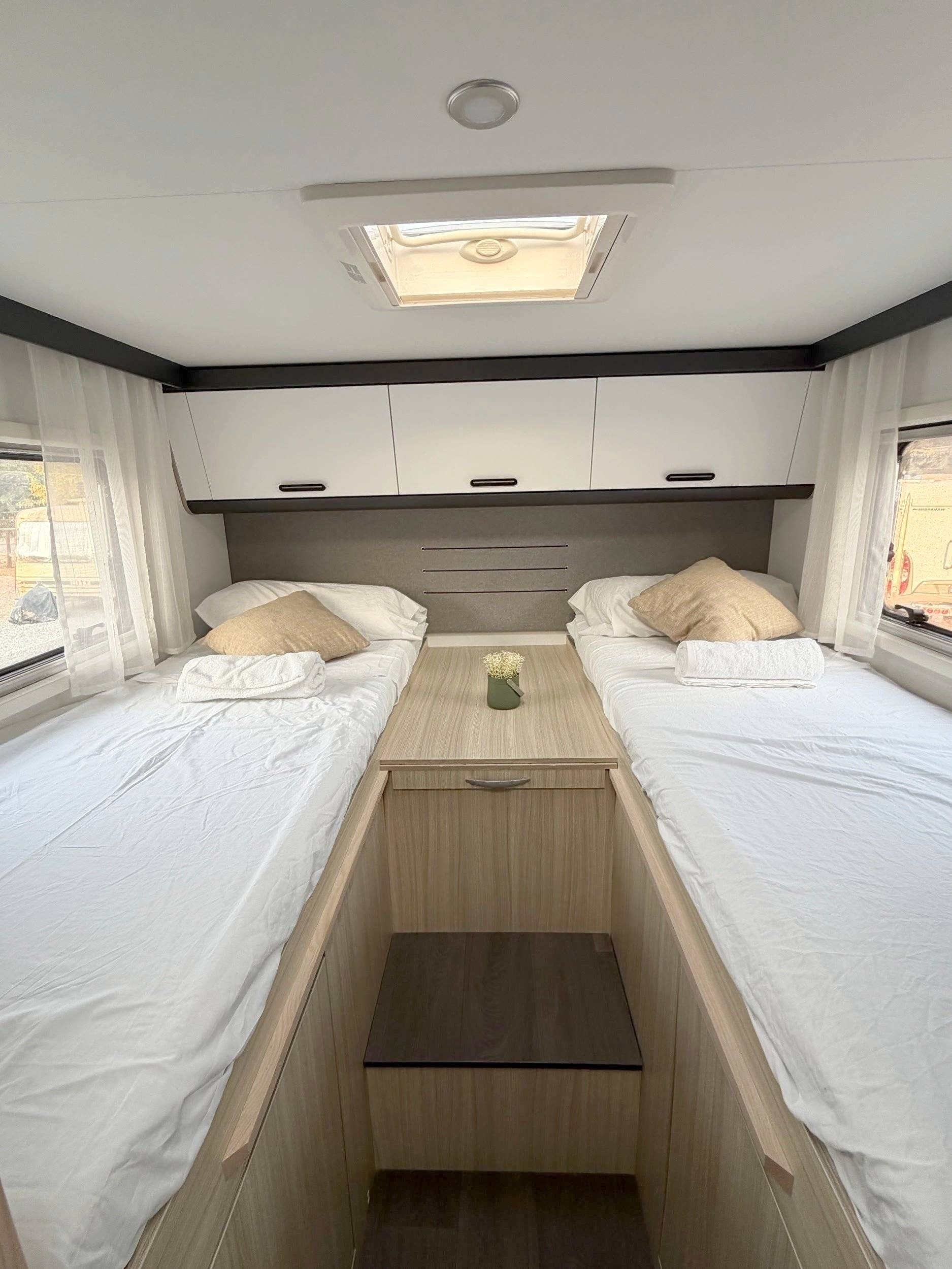 Adria Sunliving A75DP