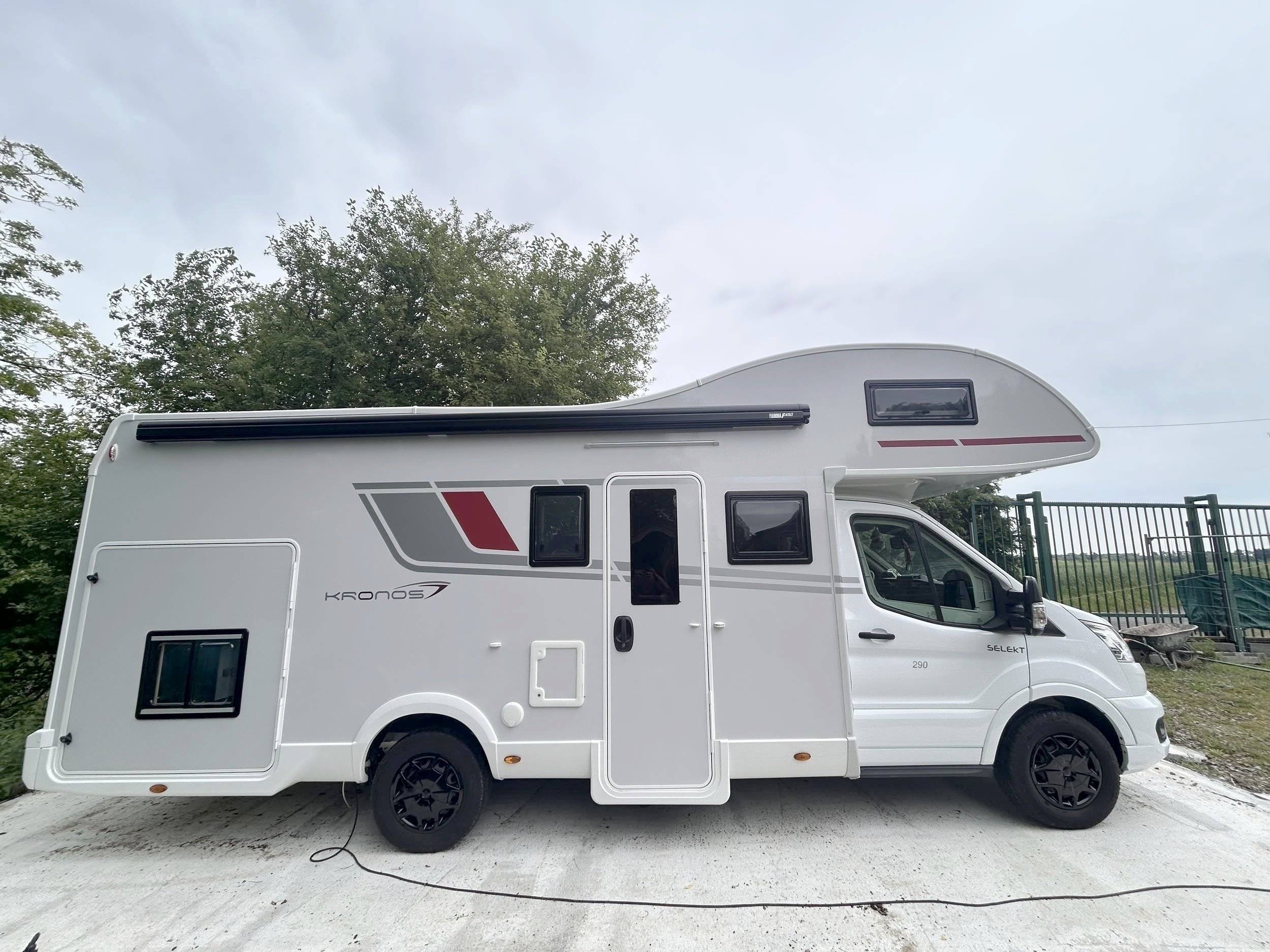 Globecar Familyscout
