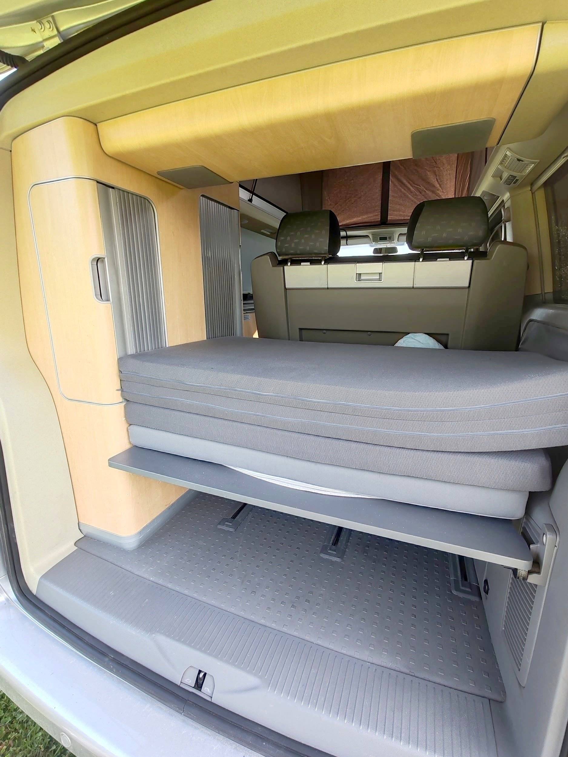 Volkswagen T5 Long 2,5l TDI 130Cv