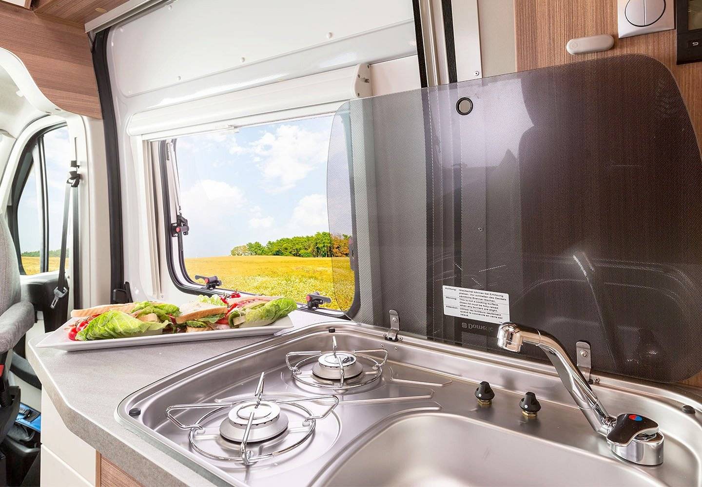 Outro BC Vista Standard 4 Auto Base BC Vista Standard 4 Auto Base - Yescapa