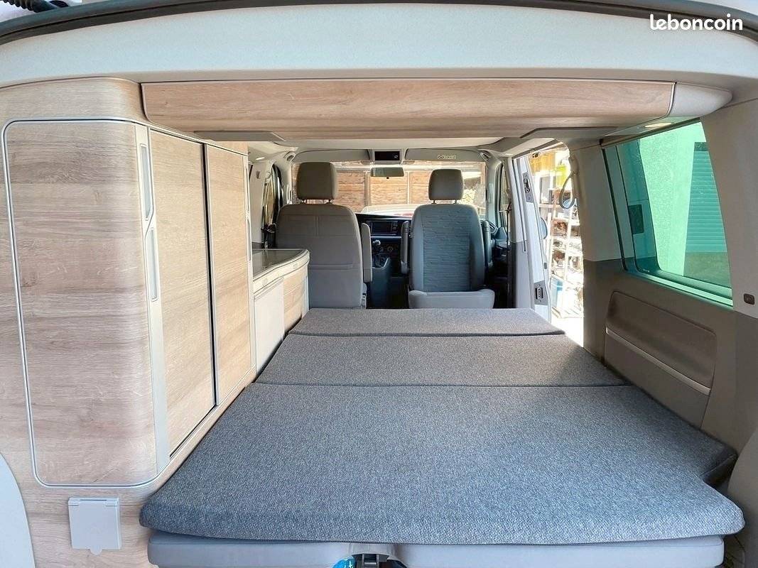 Letti Volkswagen California T6 2 l TDI 150 ch - Yescapa