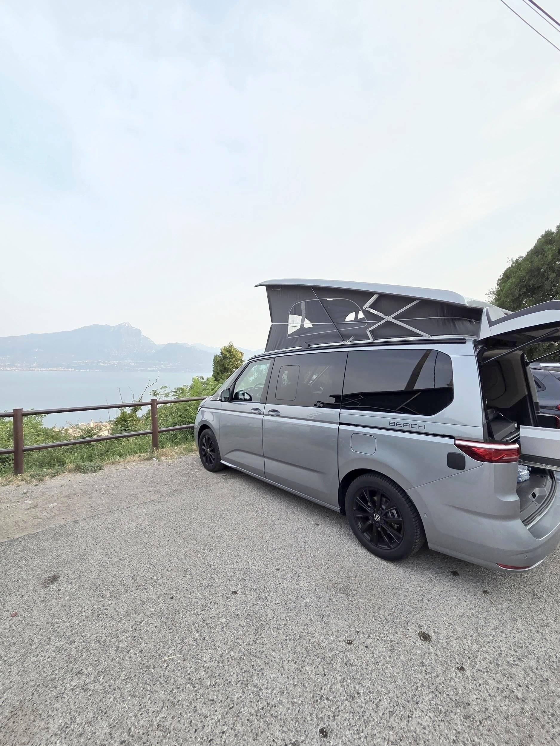 Volkswagen California Camper