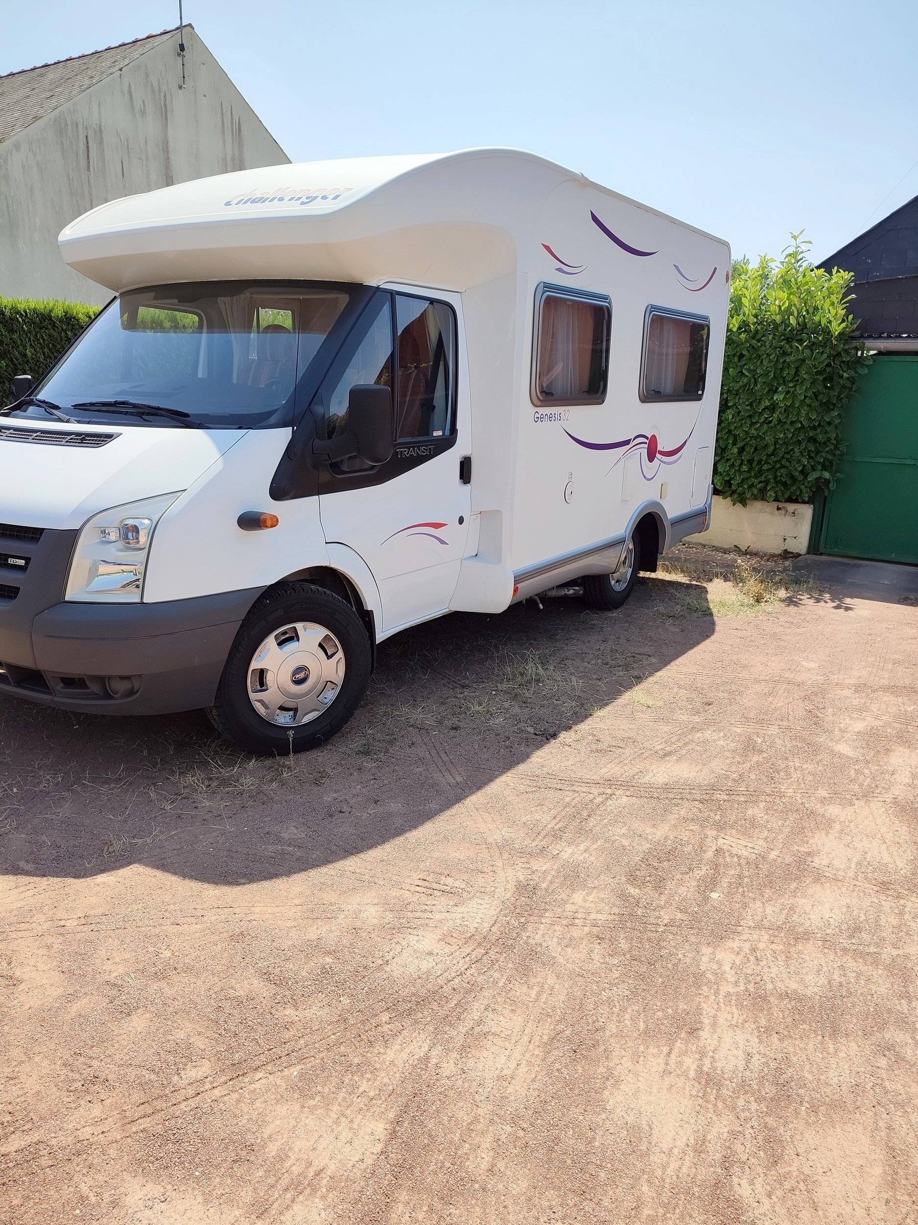 Challenger FORD TRANSIT 140CV