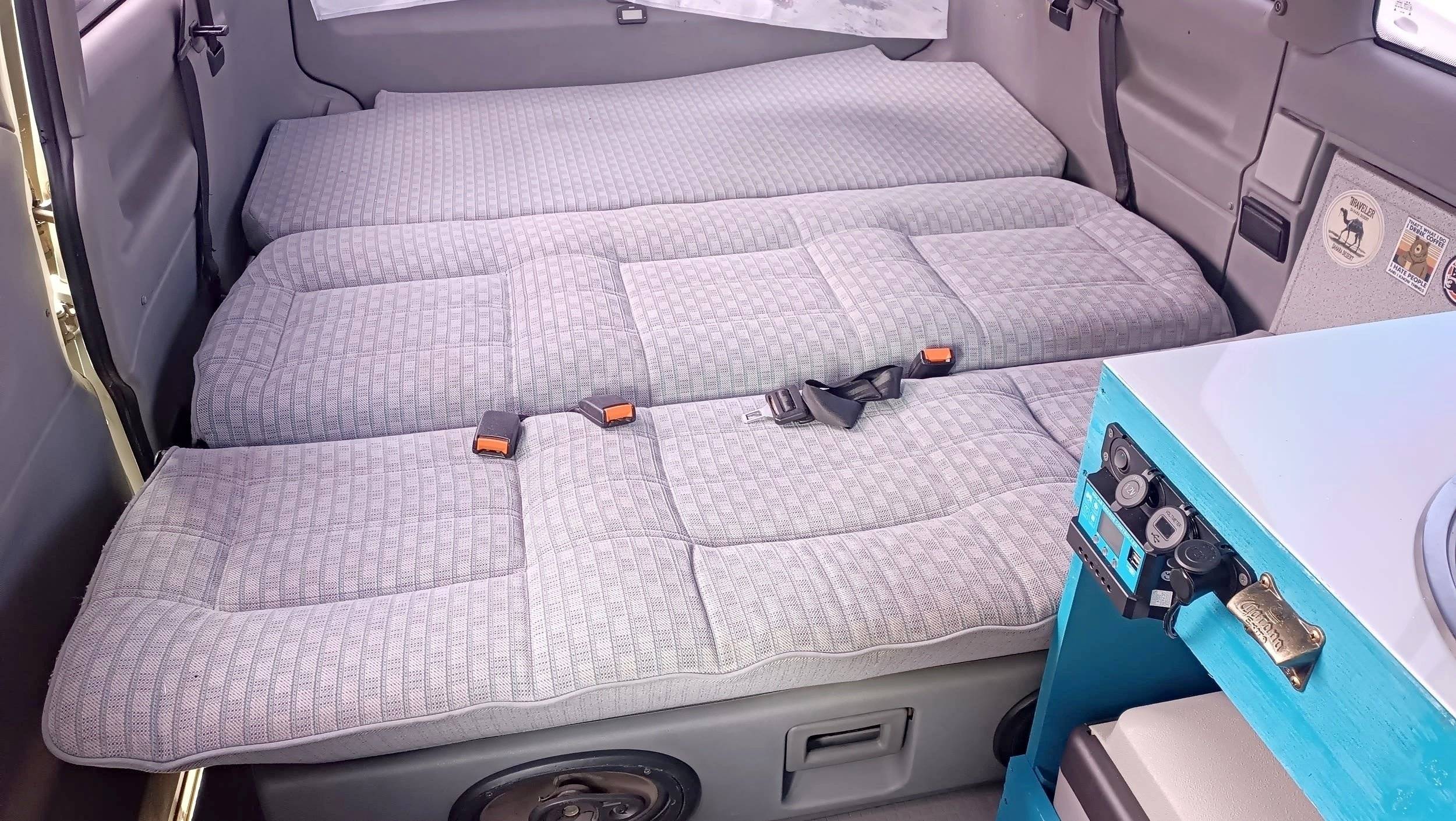 Berth Volkswagen Transporter T4 Multivan - Yescapa