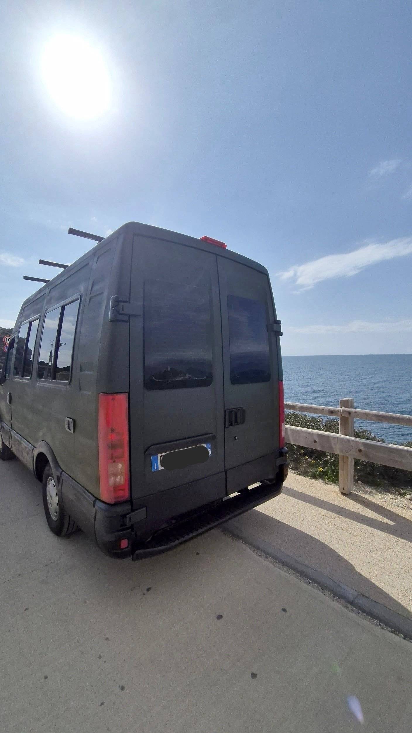 Custo Van Iveco Daily 35S16A8V,Hi-Matic,Klima,ZV,Radio BT