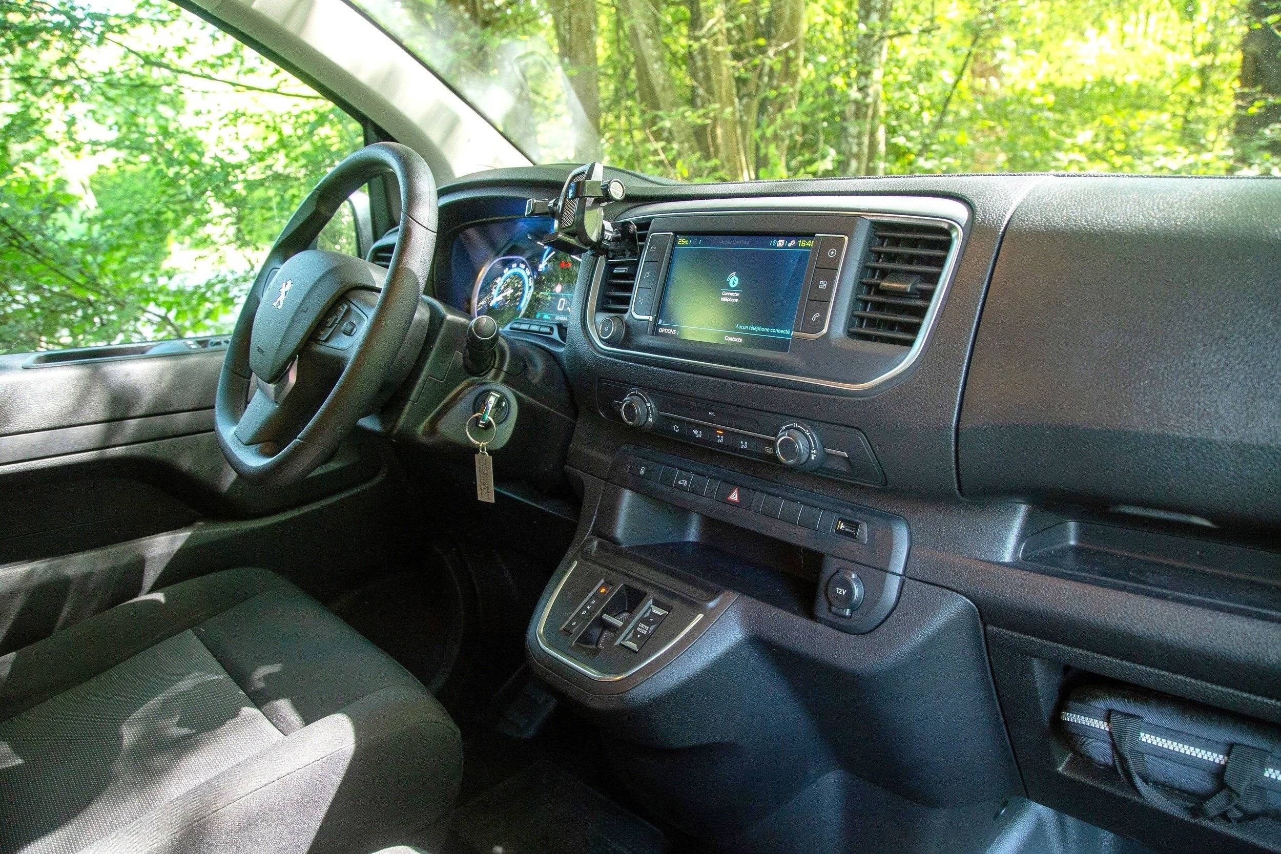 Yakavan Peugeot e-Expert