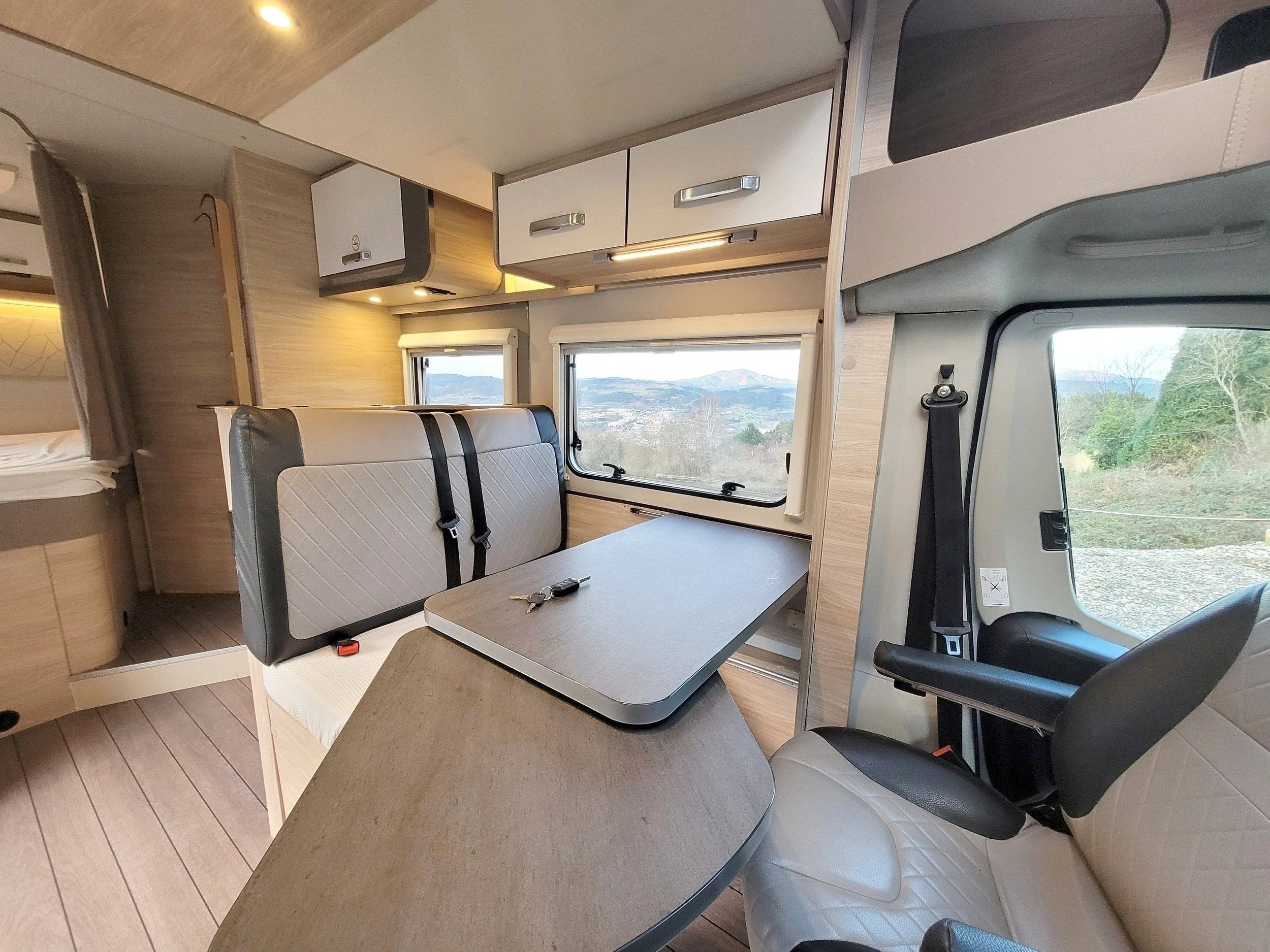 Weinsberg Carasuite 650