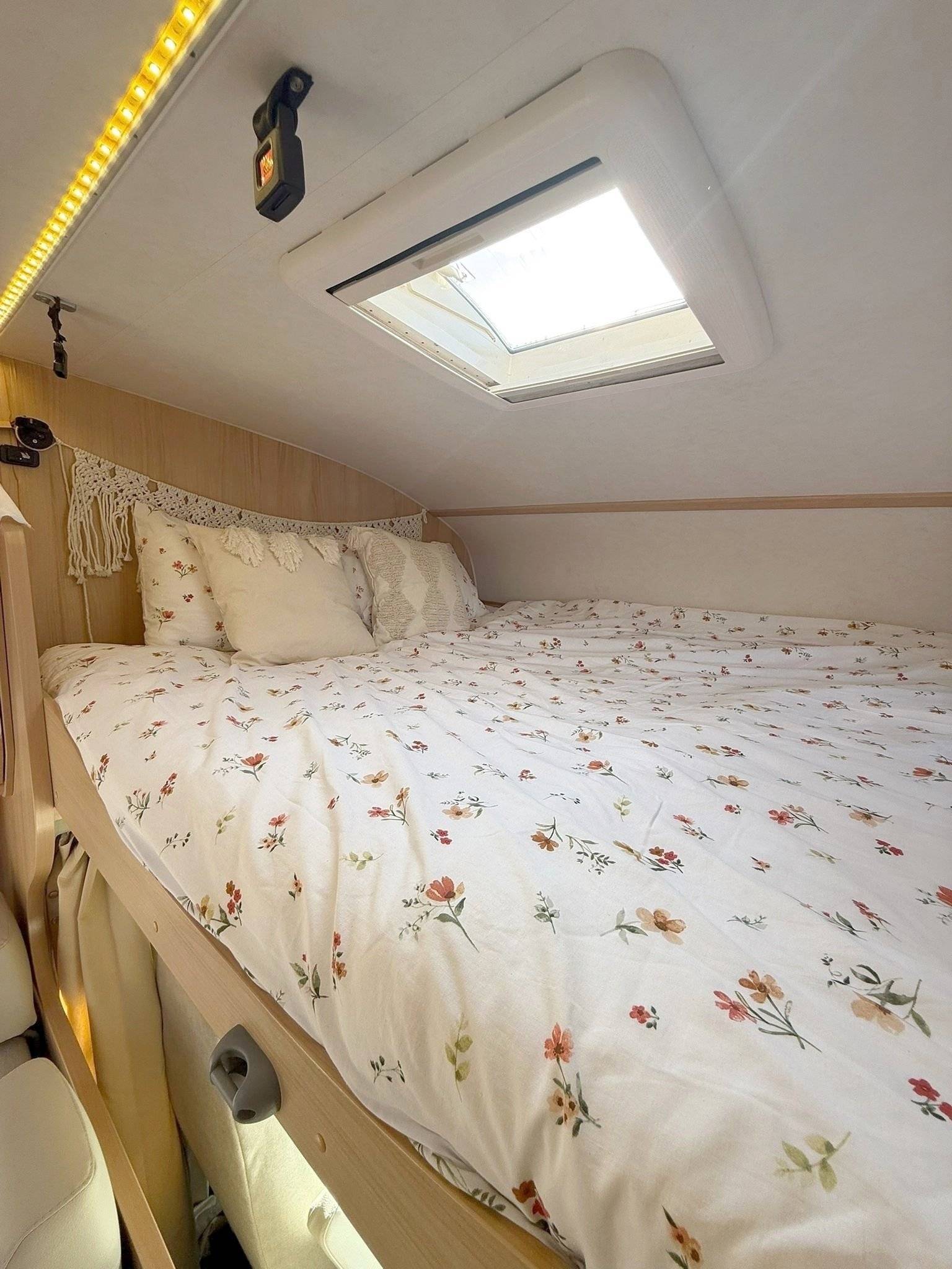 Plazas en cama Fiat Fiat Ducato 150 CV - Yescapa