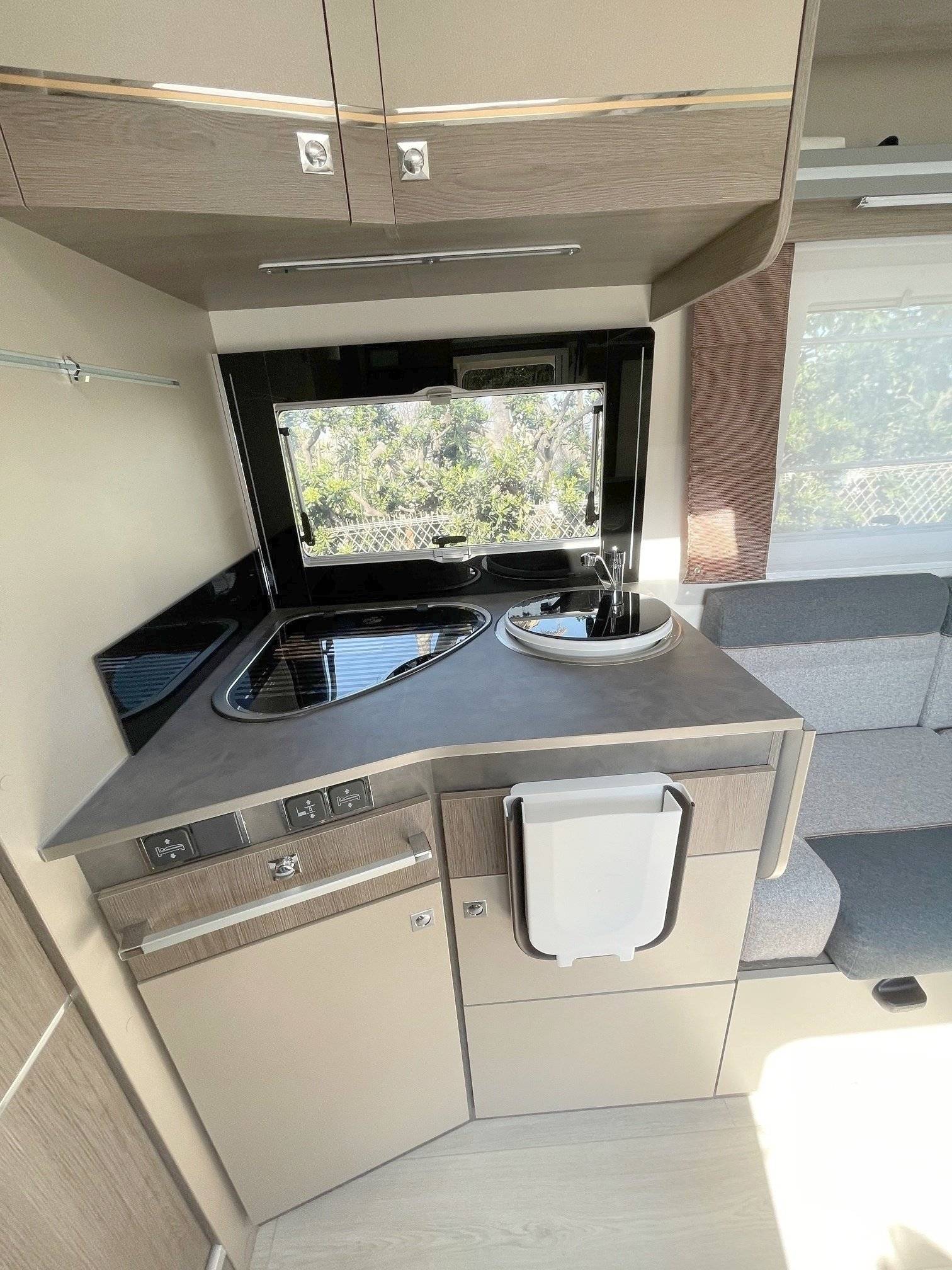 Challenger Transit 2,0 l 170 ch