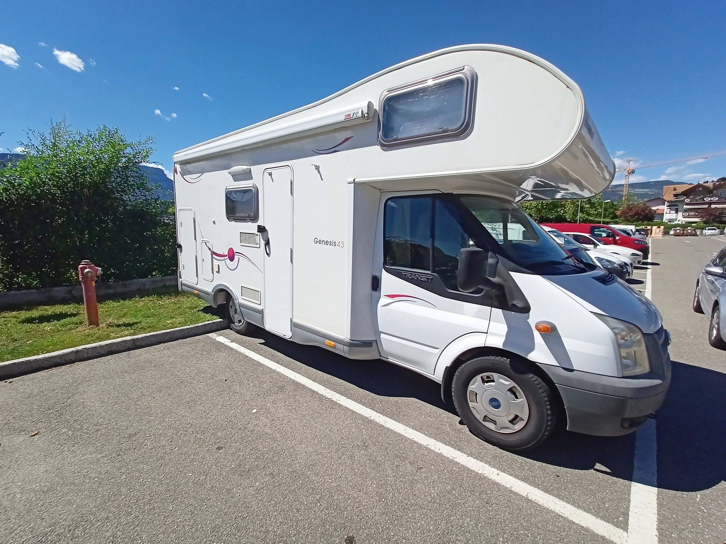 Challenger FORD TRANSIT