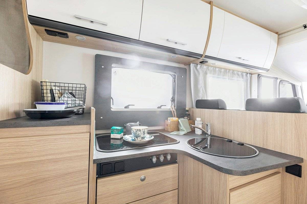 Kitchen Sunlight T 58 - Yescapa