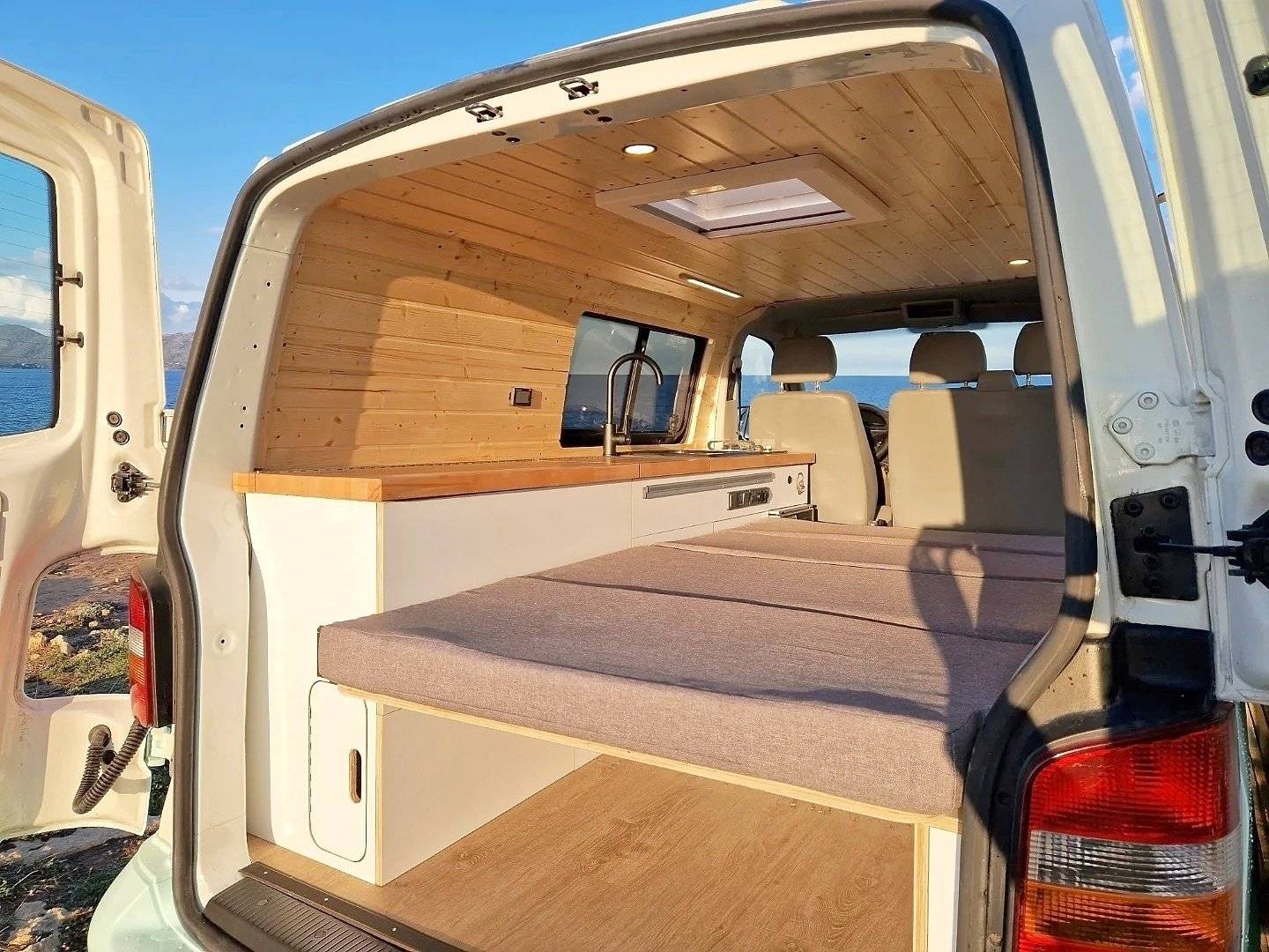 Comedor Volkswagen Volkswagen Transporter - Yescapa
