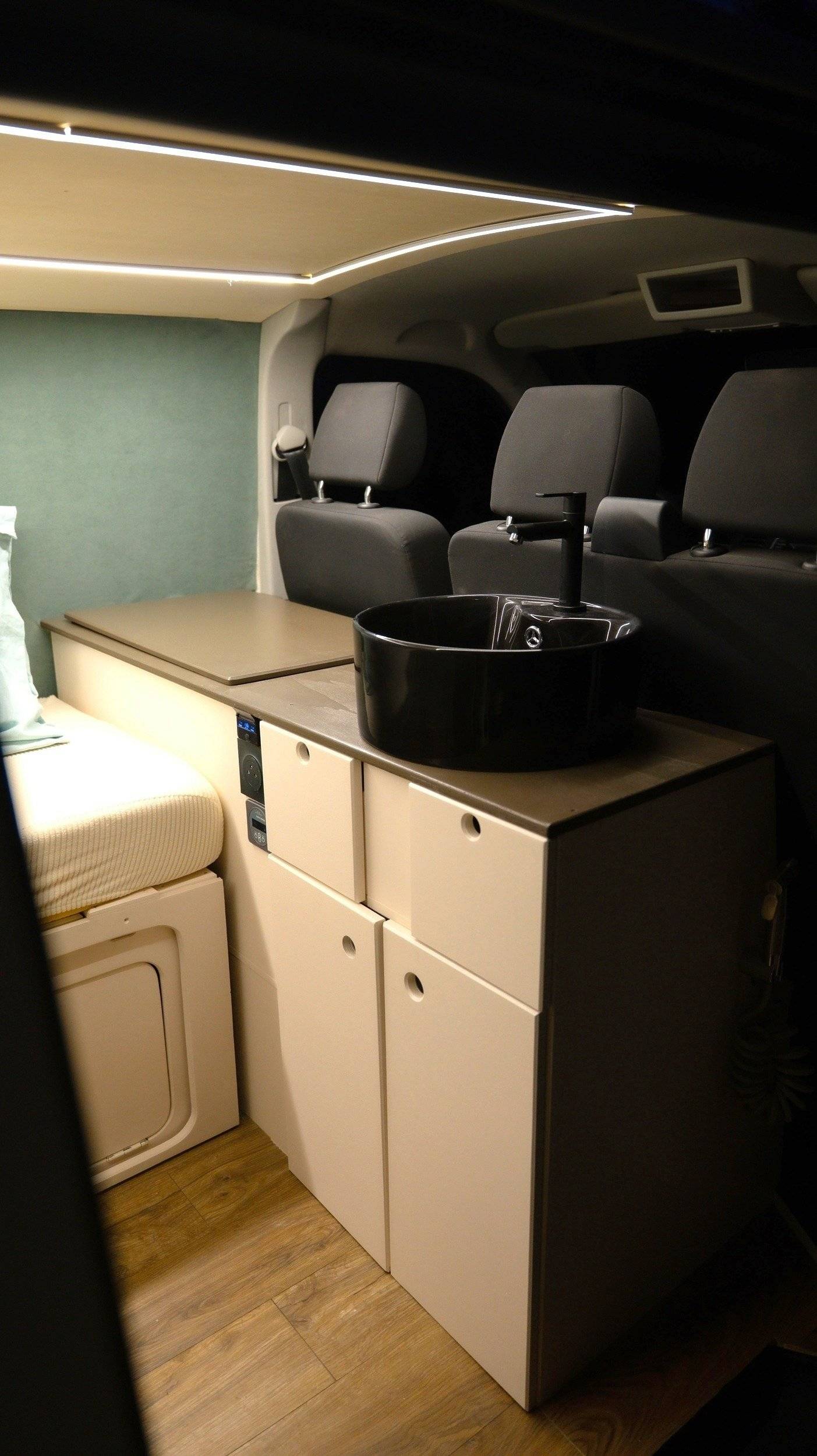 Volkswagen T6 2,0 l 102 ch