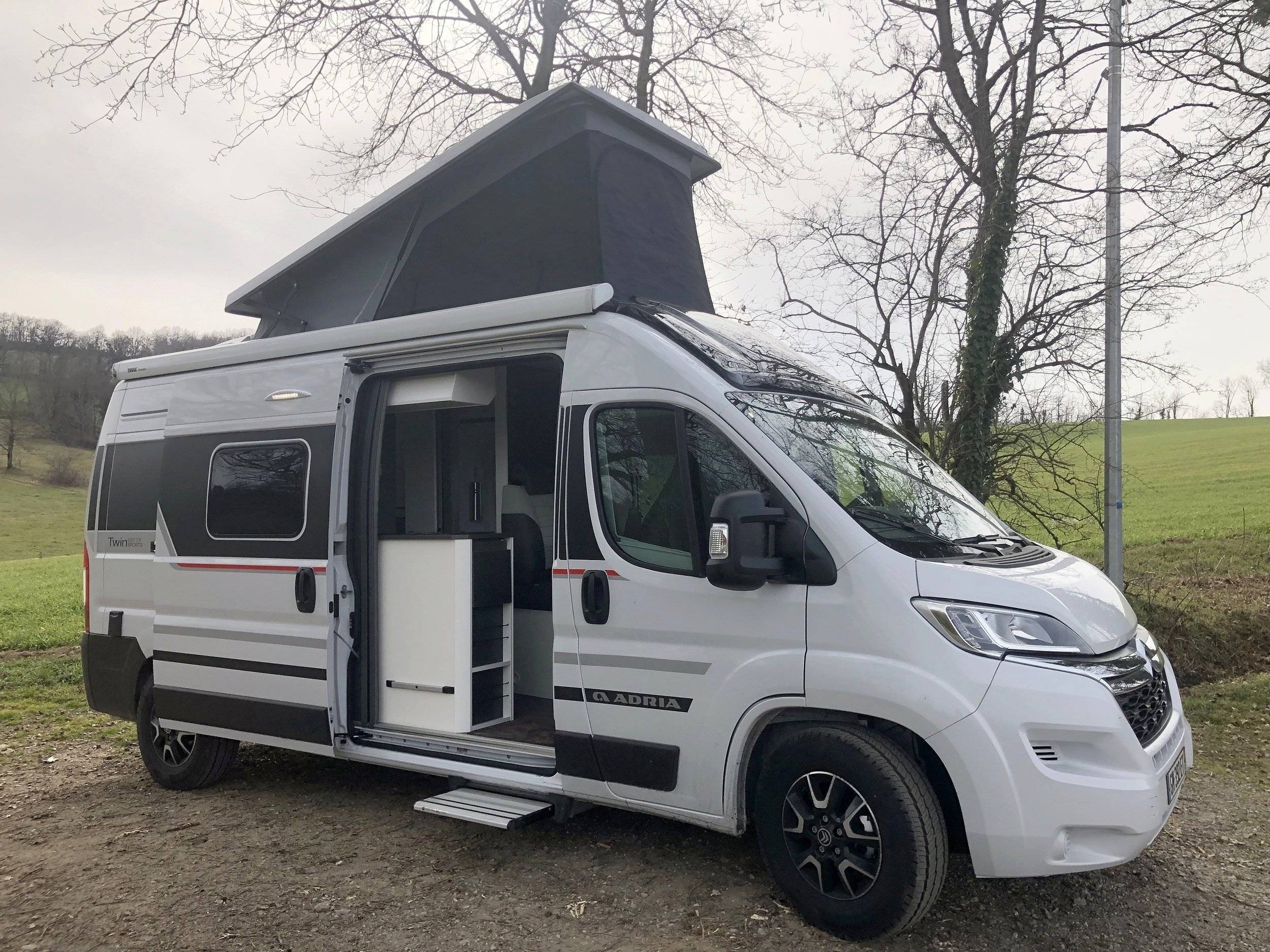 Adria ADRIA TWIN 600 SPX PLUS