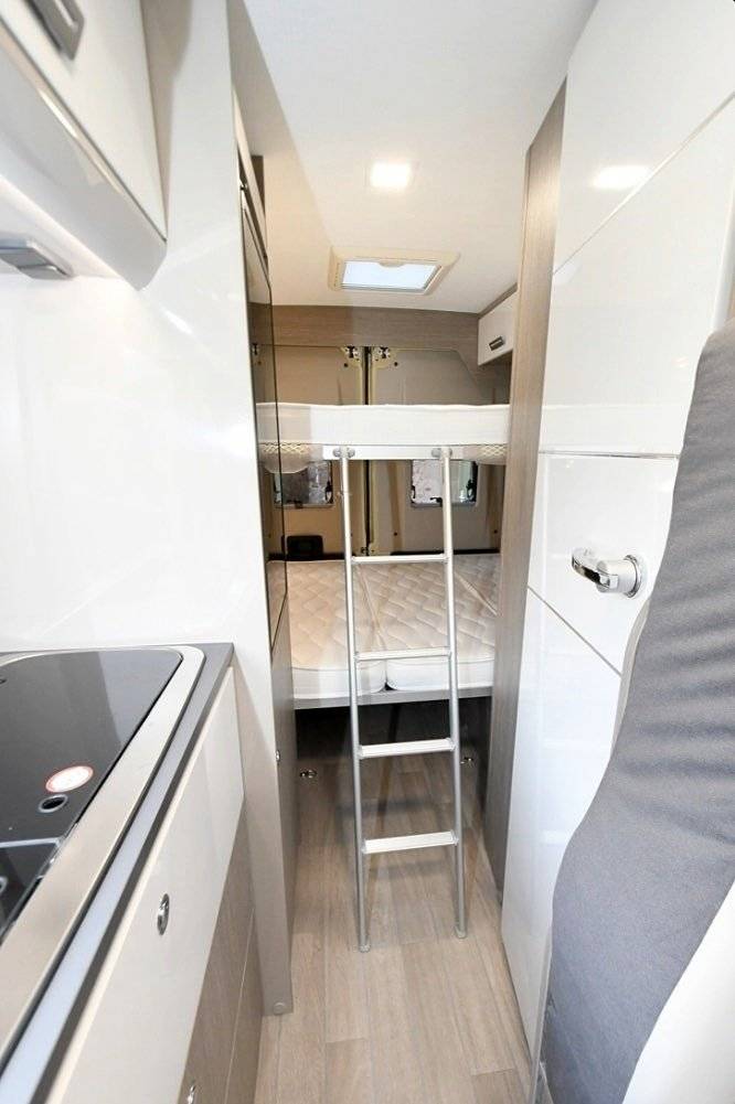 bed_3 Fiat 2,3 l 130 ch. - Yescapa