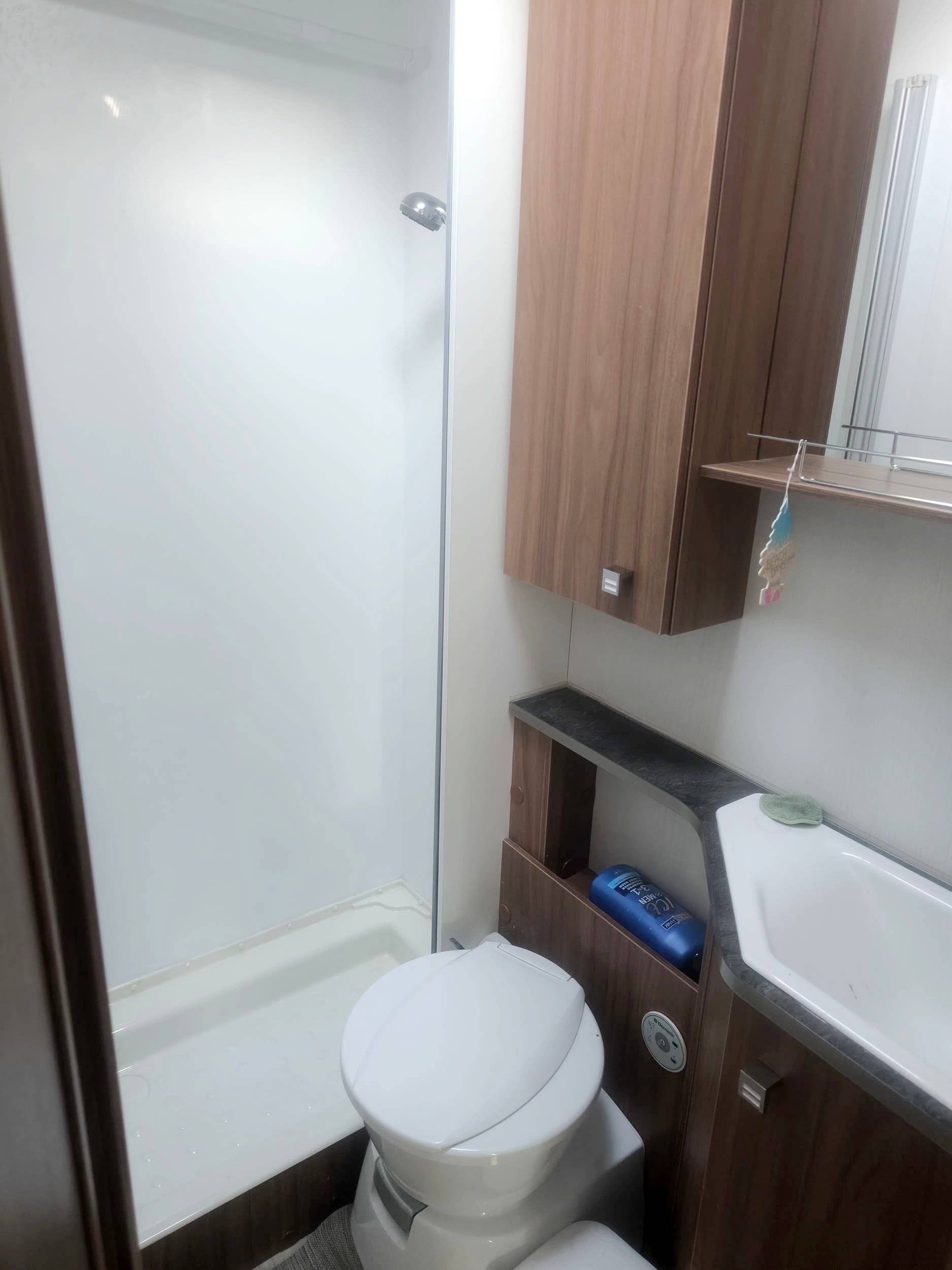 Pilote Pilote P716 Essentiel