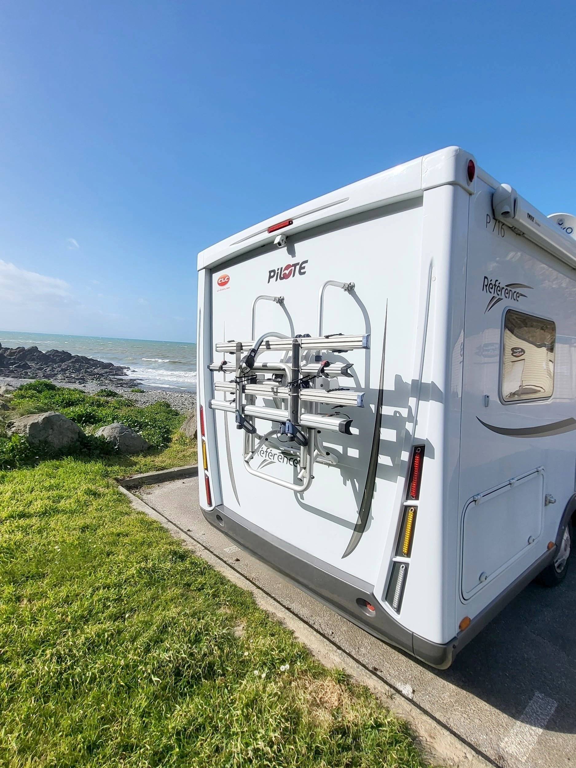 Pilote P716 P Essentiel