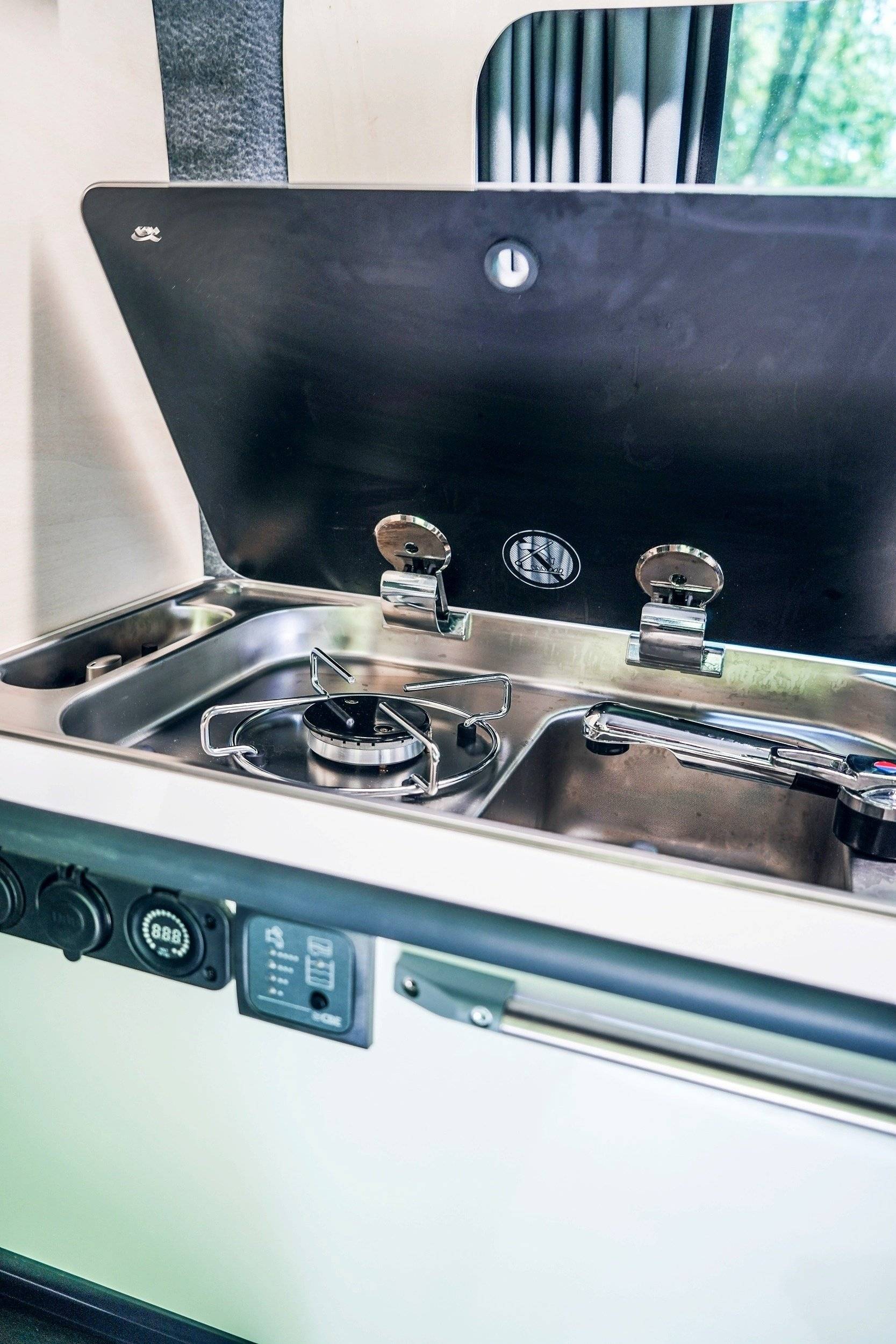 Coin cuisine Peugeot EXPERT VASP 4 PLACES - Yescapa