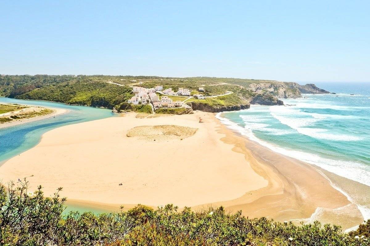 VW T4 Insurance &amp; All KM incl | MyVan Portugal