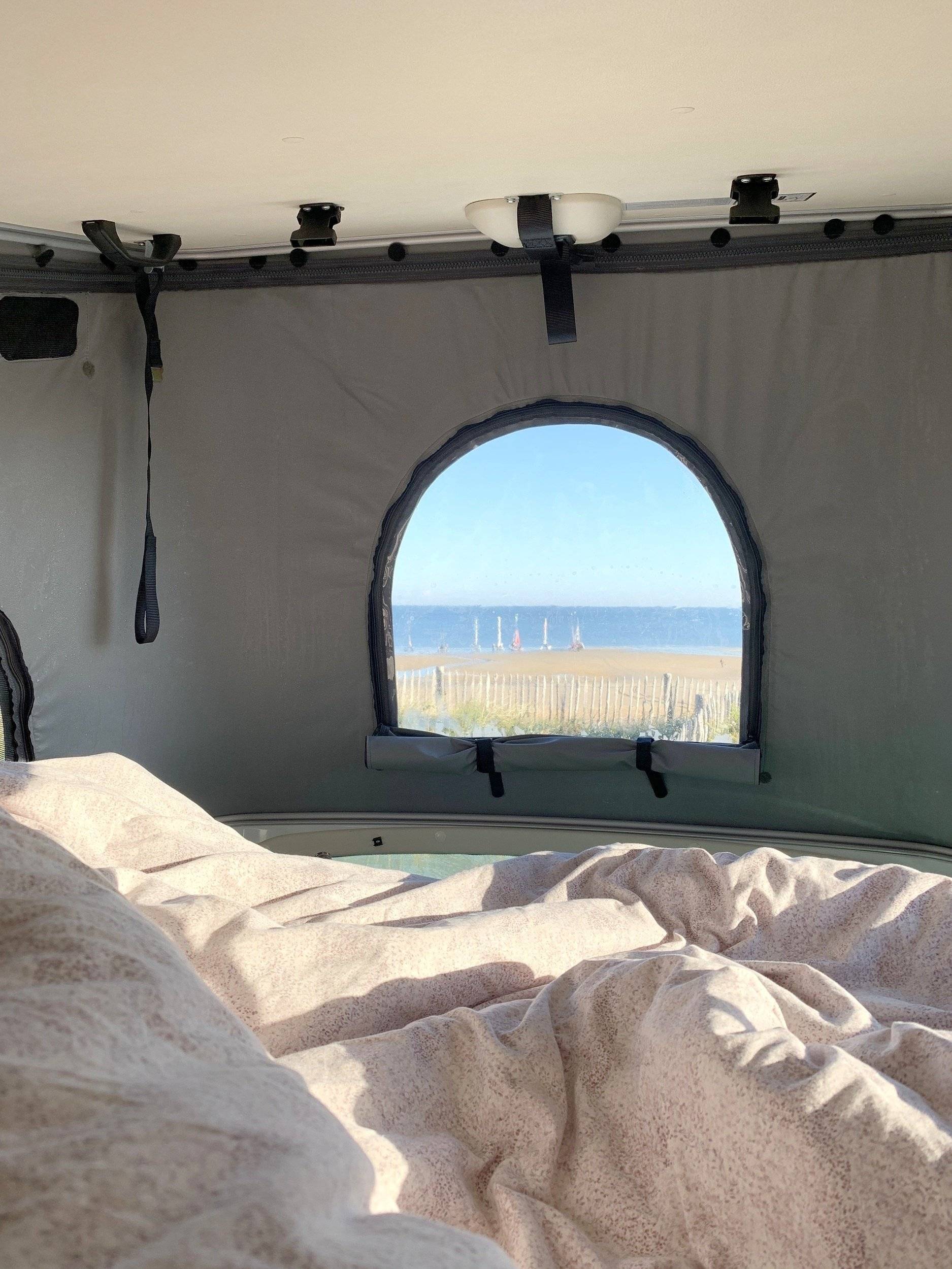 Dormidas Volkswagen T6 2 l TDI 198 - Yescapa
