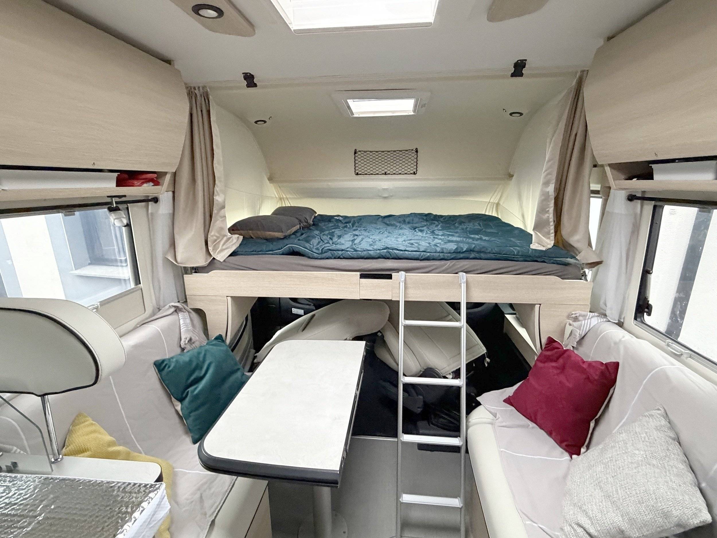 Couchages Fiat Ducato 2,0 l 130 ch - Yescapa