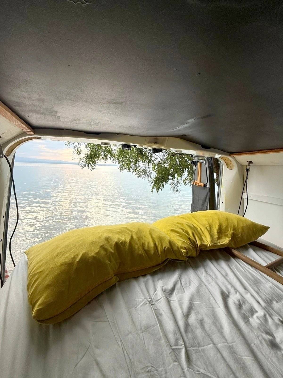 Giallo Renault Master III