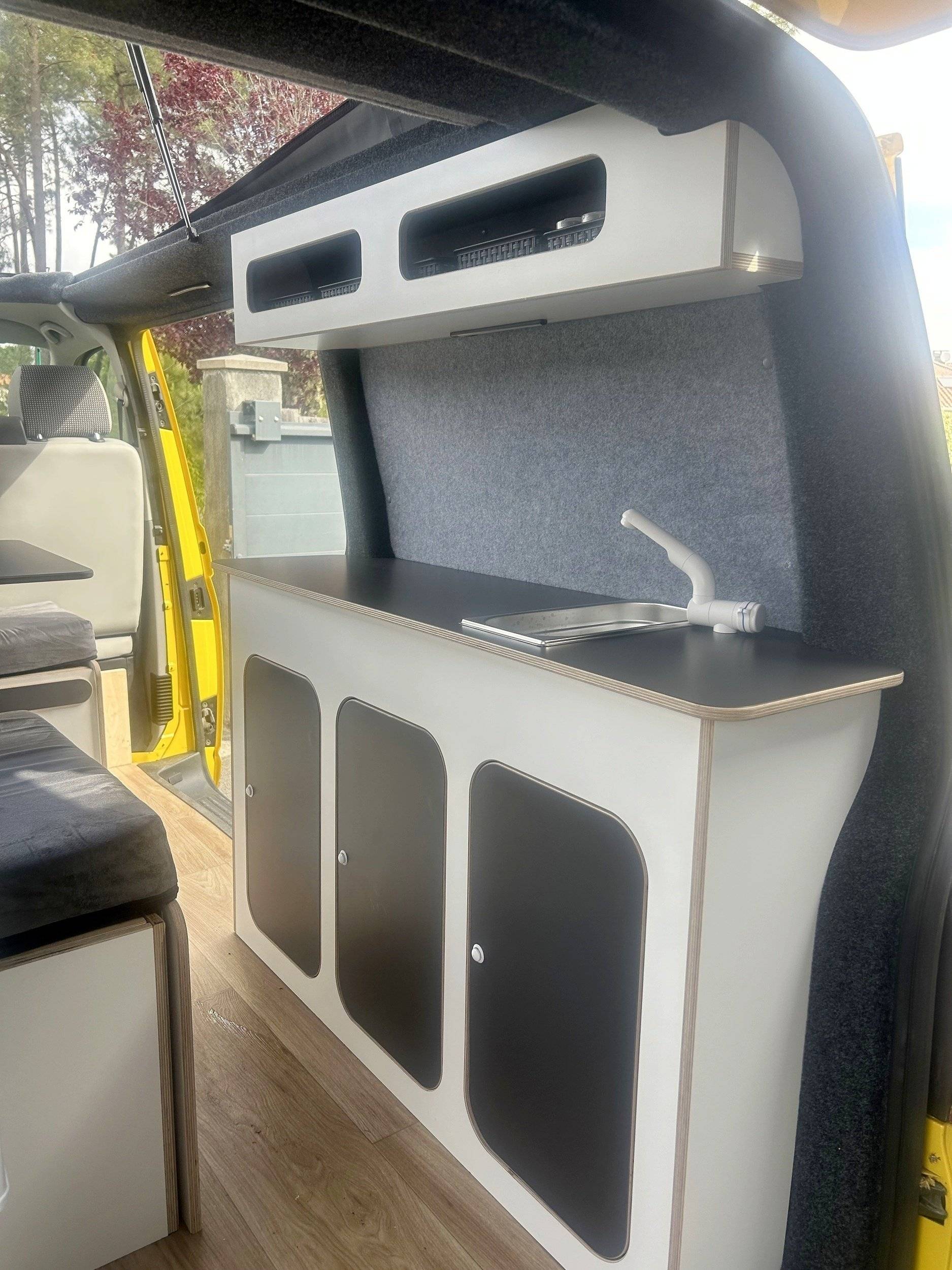 Adria Volkswagen Transporter