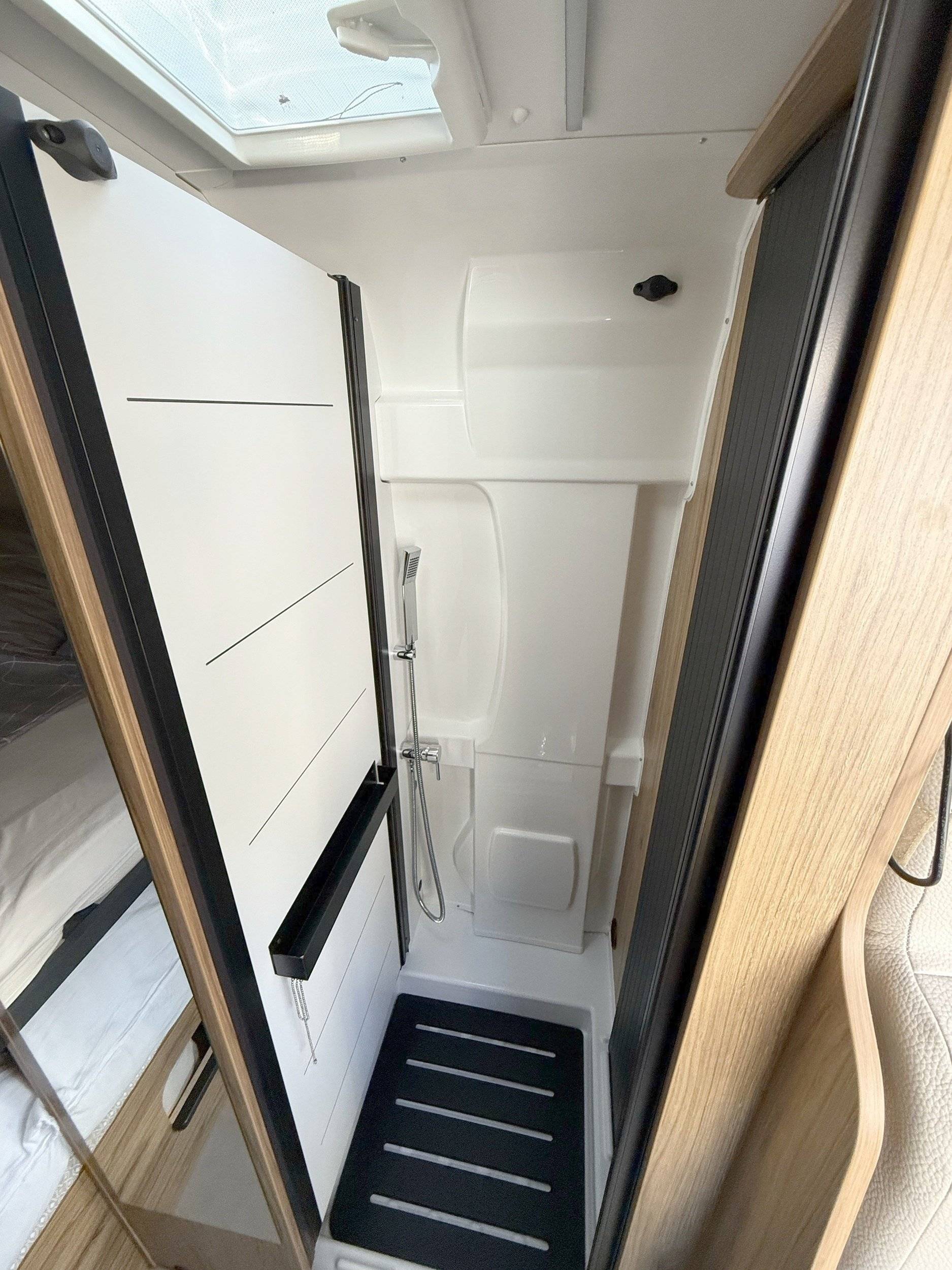 slaapplaatsen Fiat Ducato 2,3 l Multijet 130 ch. - Yescapa