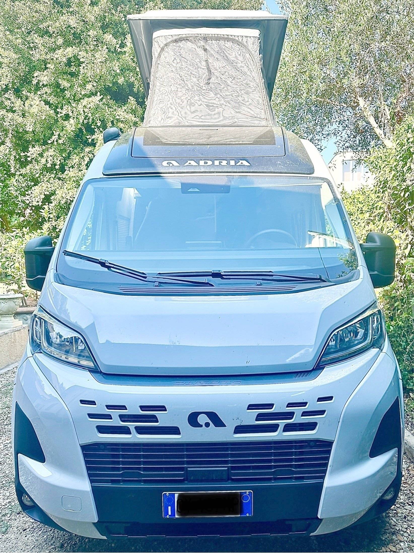 Adria Adria twin 640 sport SGX