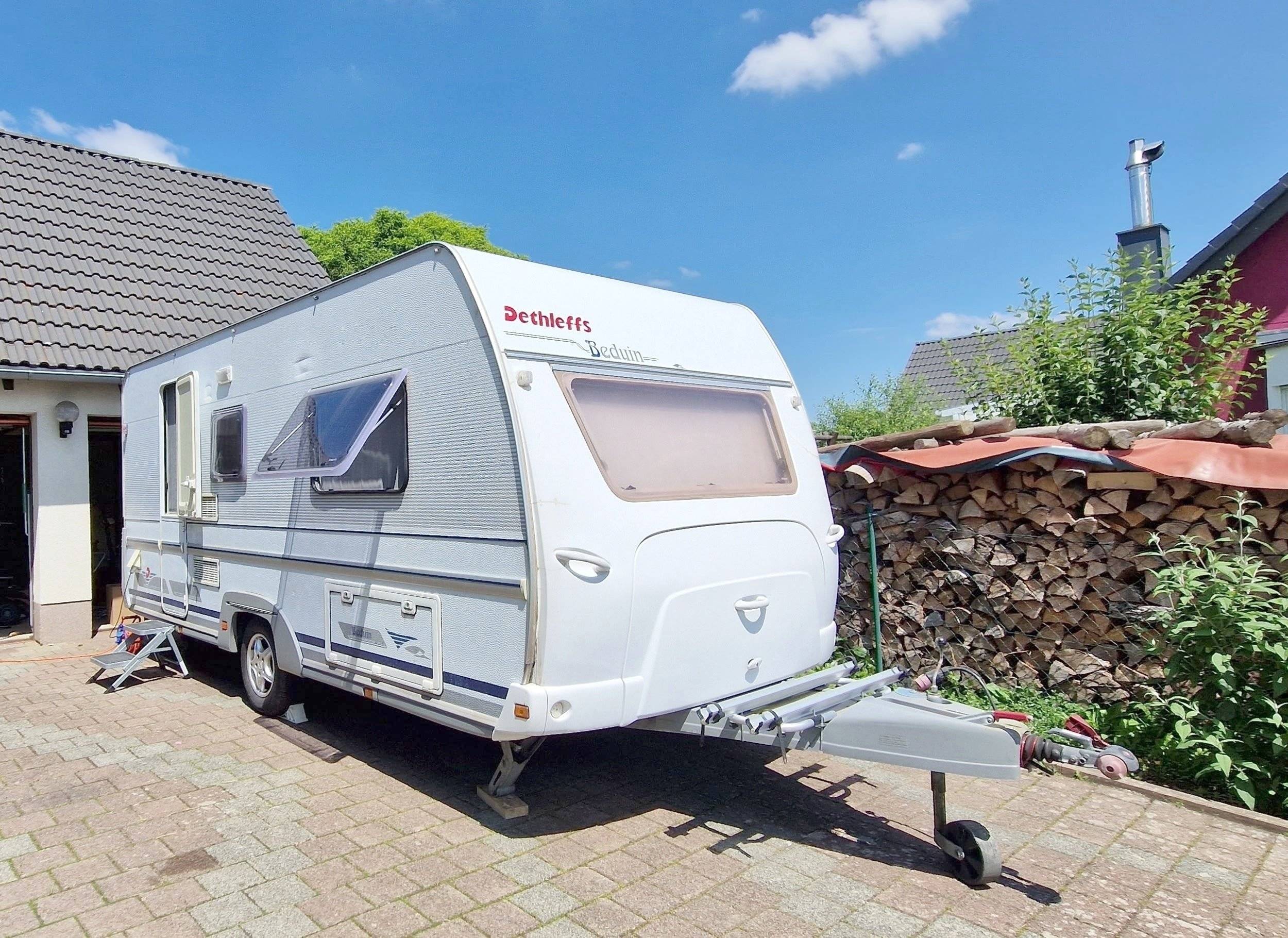 Vista del vehículo ángulo delantero  - Yescapa