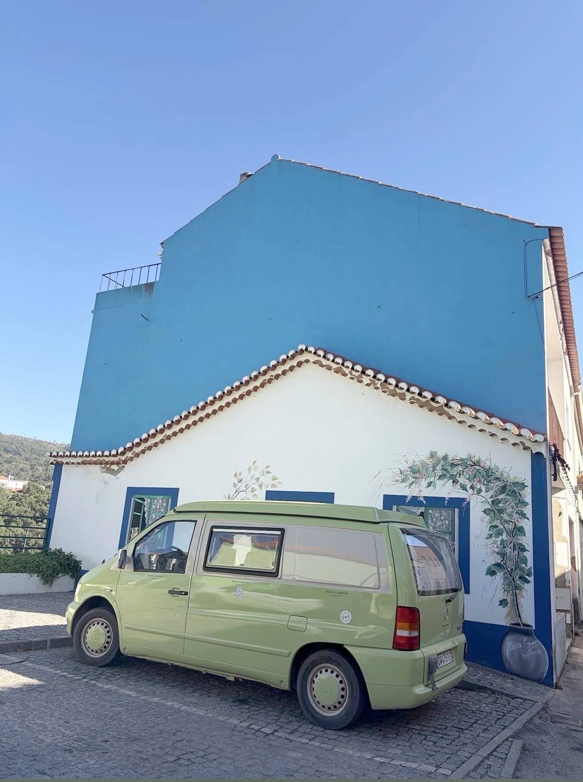 Blue Classics vito