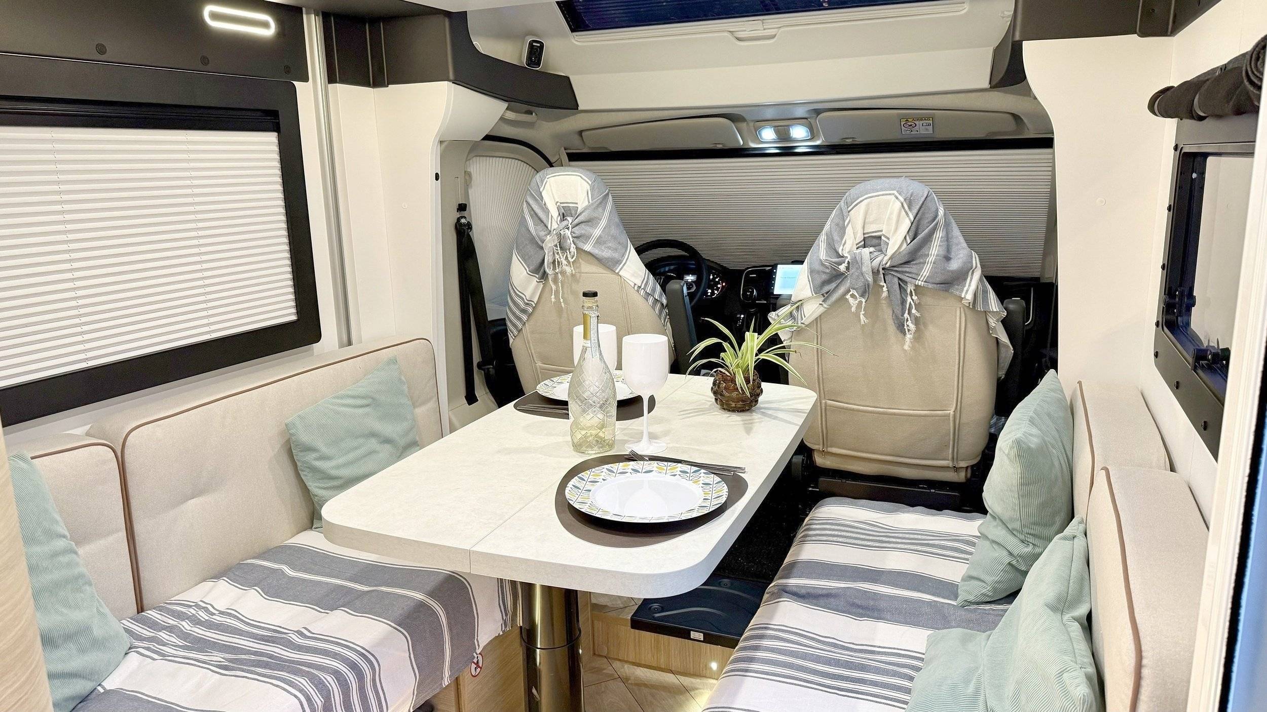 Challenger Challenger 250 Open Edition