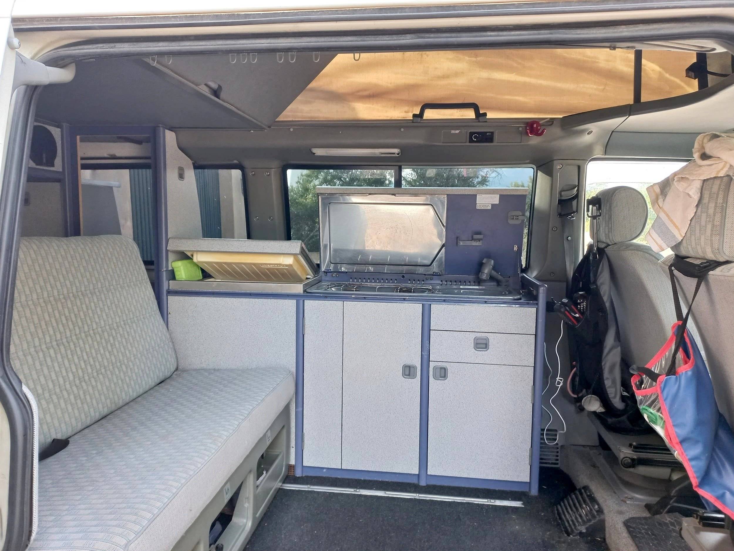 Kochnische Volkswagen VOLKSWAGEN CALIFORNIA - Yescapa