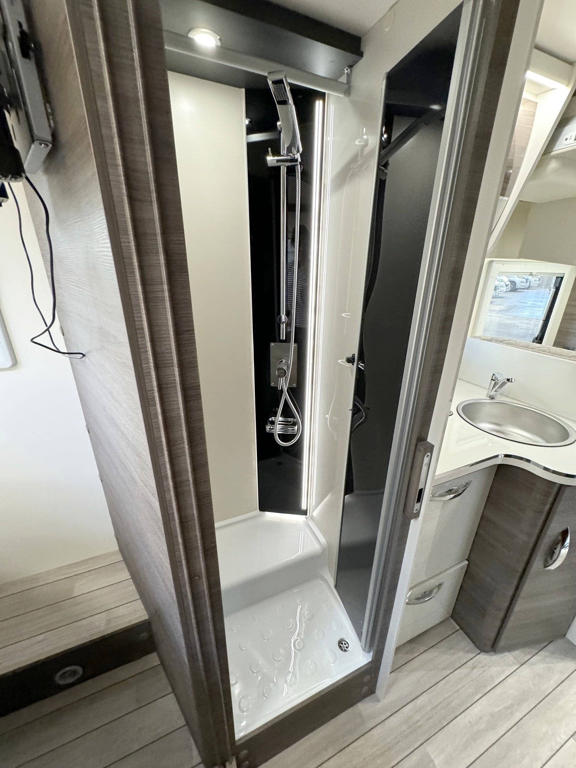 Mclouis Mclouis Yearling 89