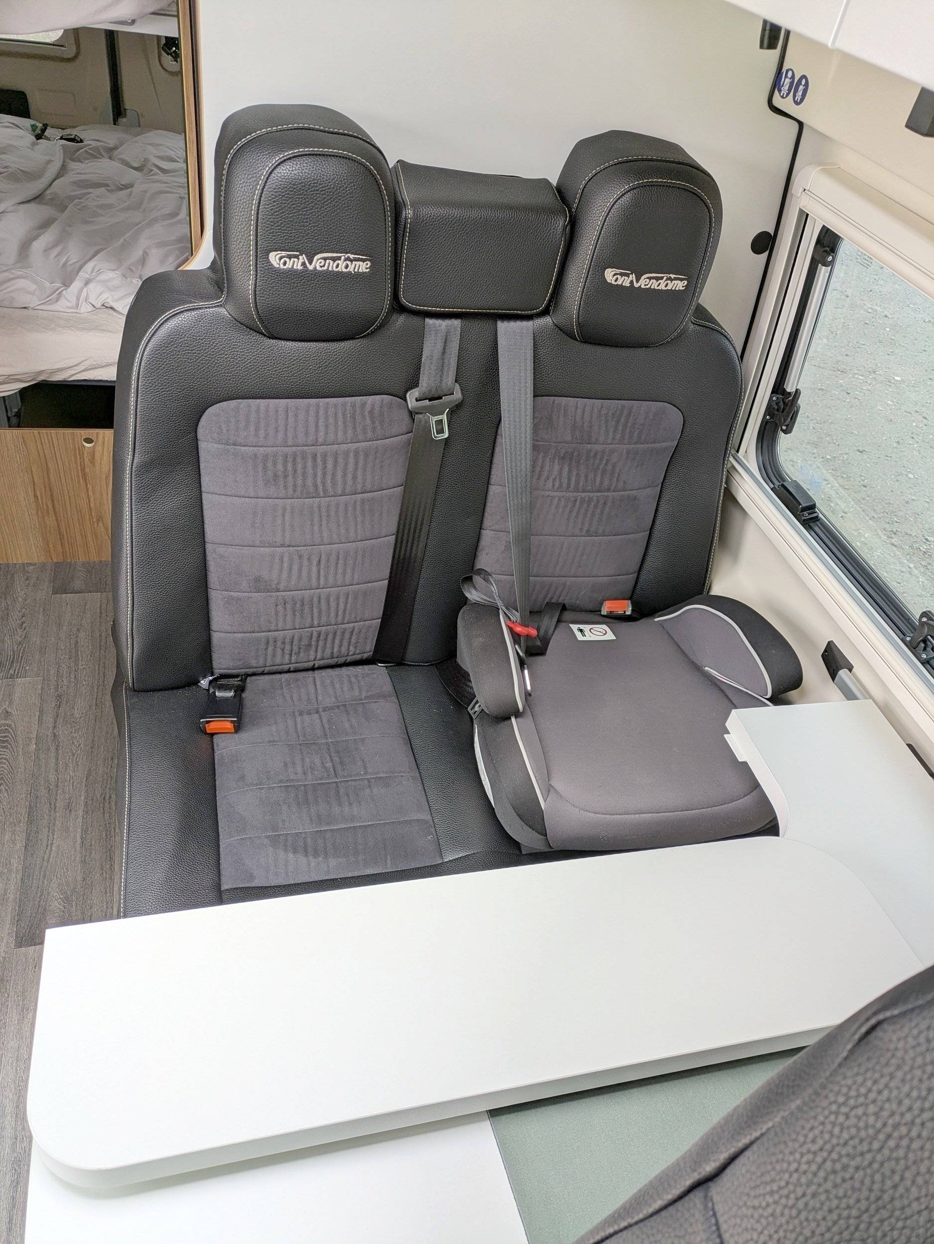 Font Vendôme Leader Camp