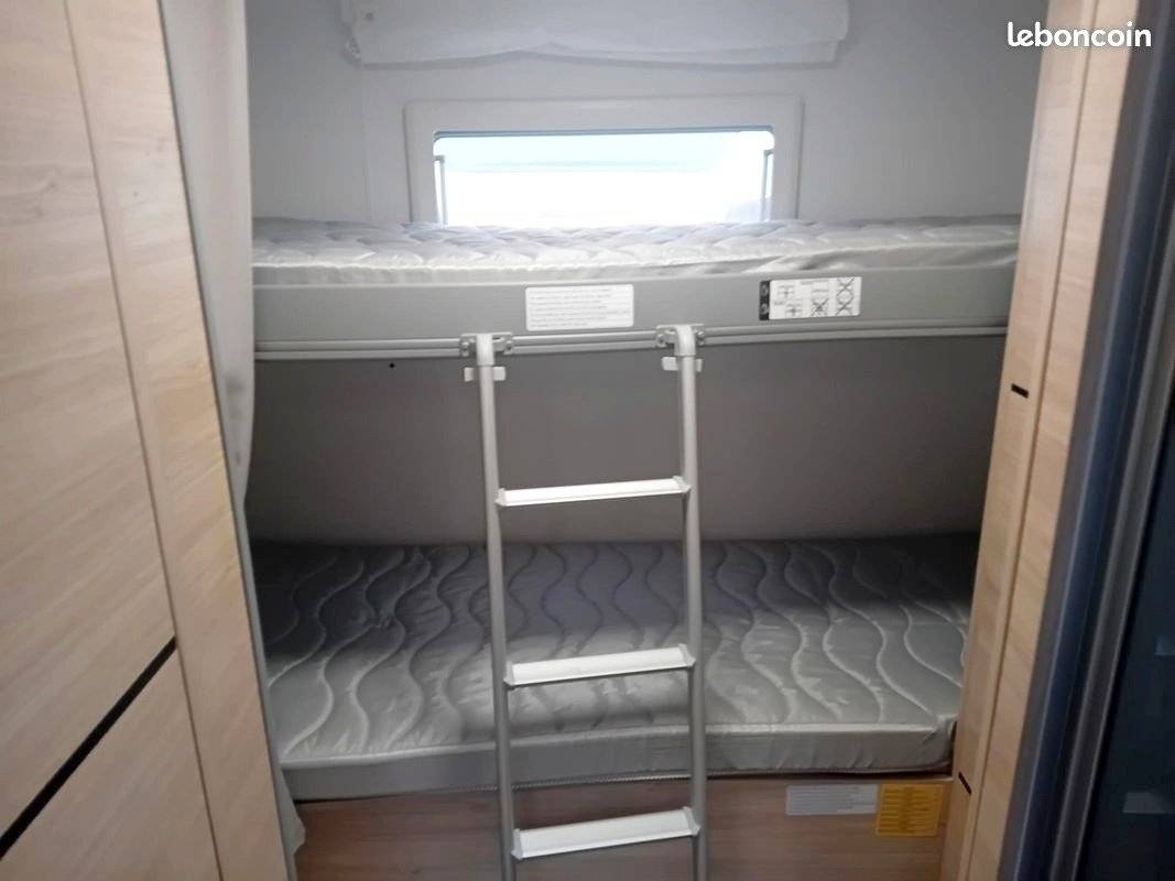 Challenger 380 GRAPHITE