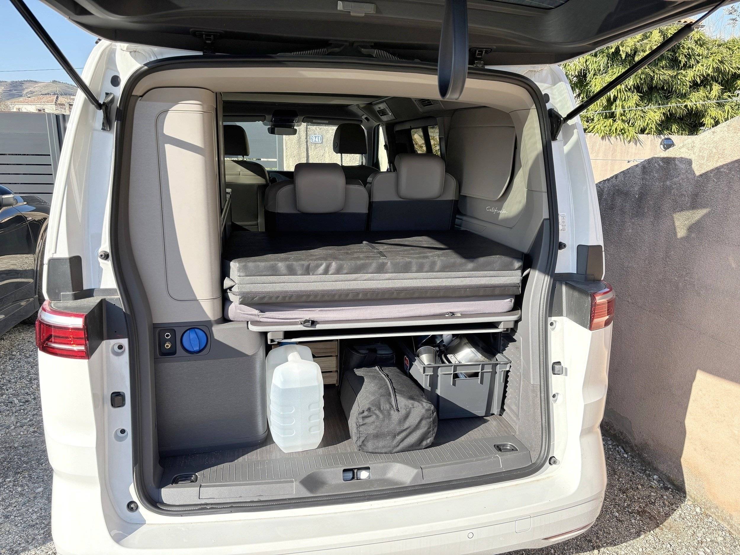 Volkswagen California Coast