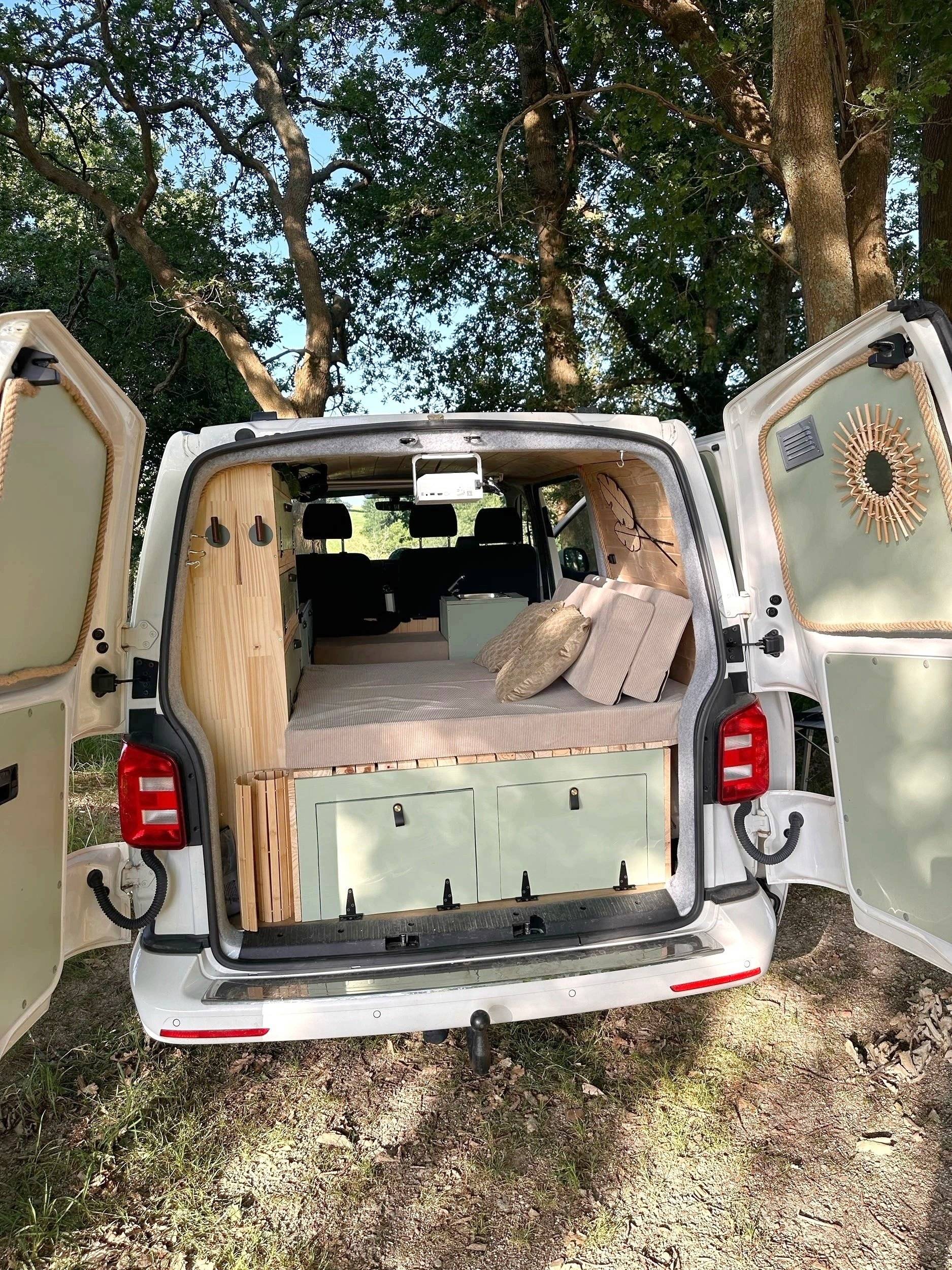 Volkswagen T6 2 l 102 ch