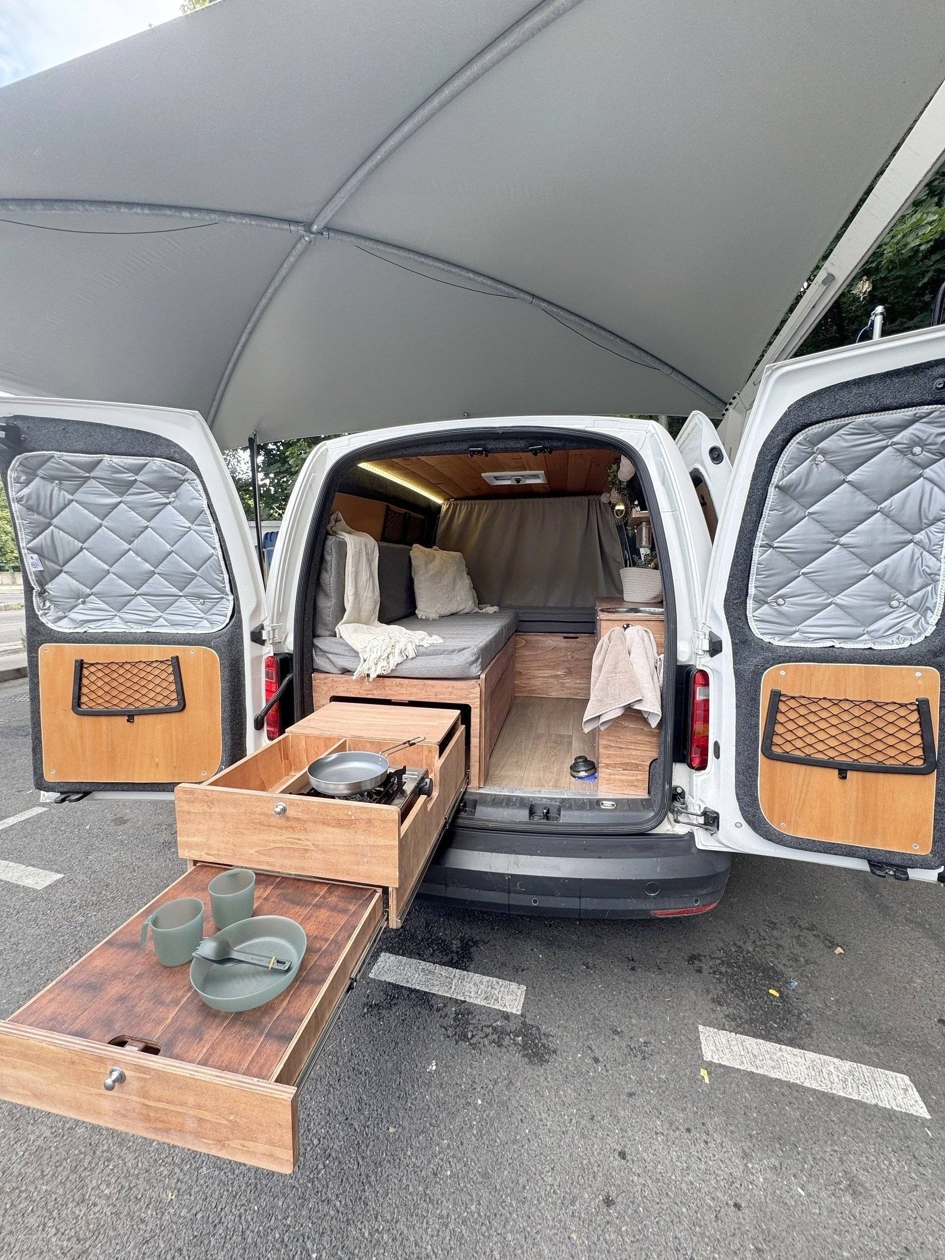 Volkswagen Caddy 2,0 l 102 ch