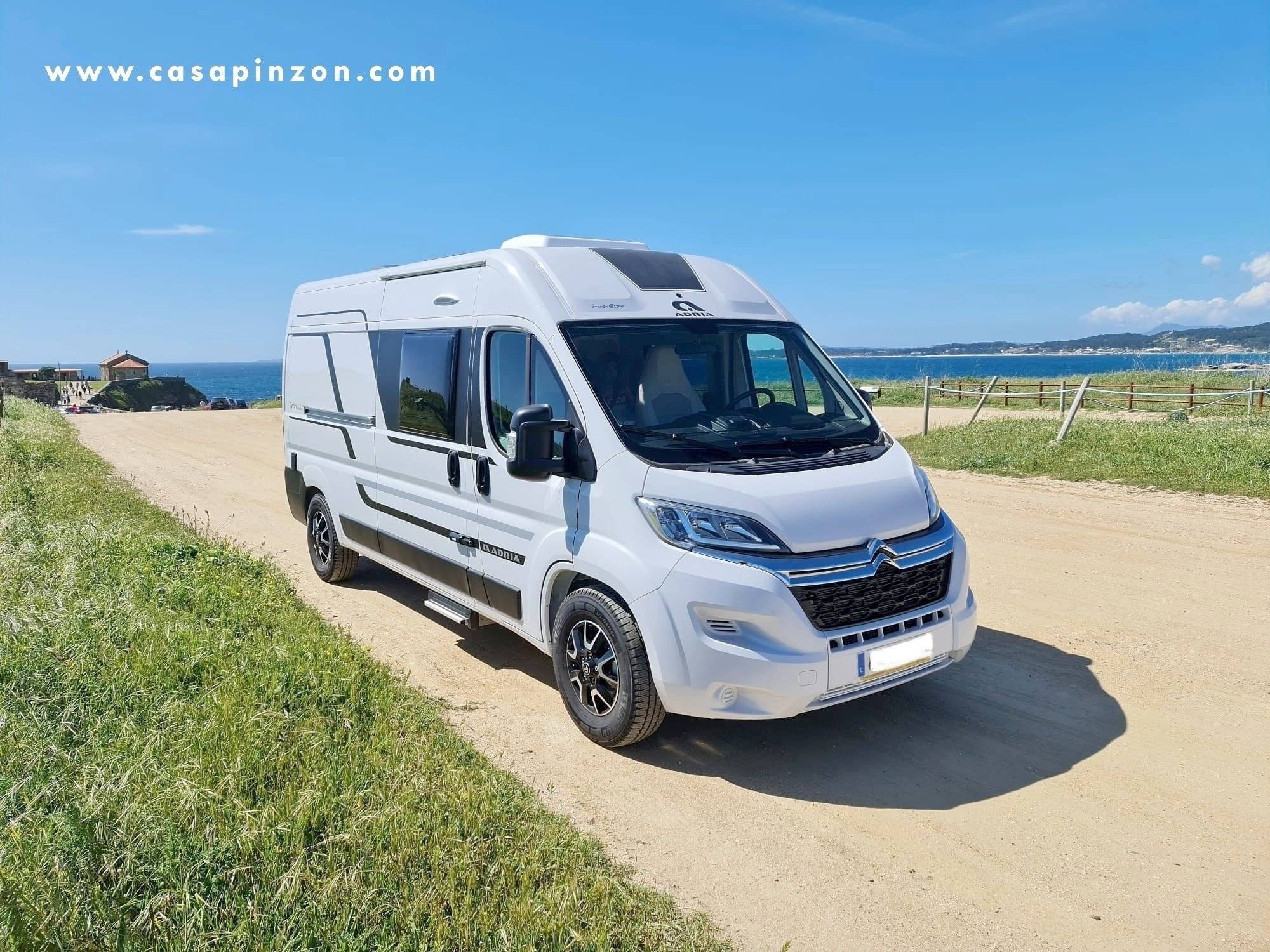 Adria adria twin axess 600 sp family
