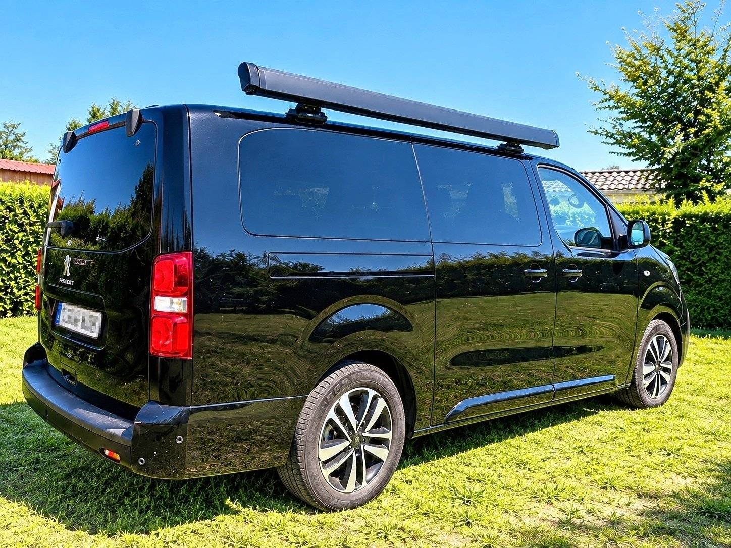 Dinette Peugeot TRAVELLER BUSINESS BLUEHDI 180 S&S - Yescapa
