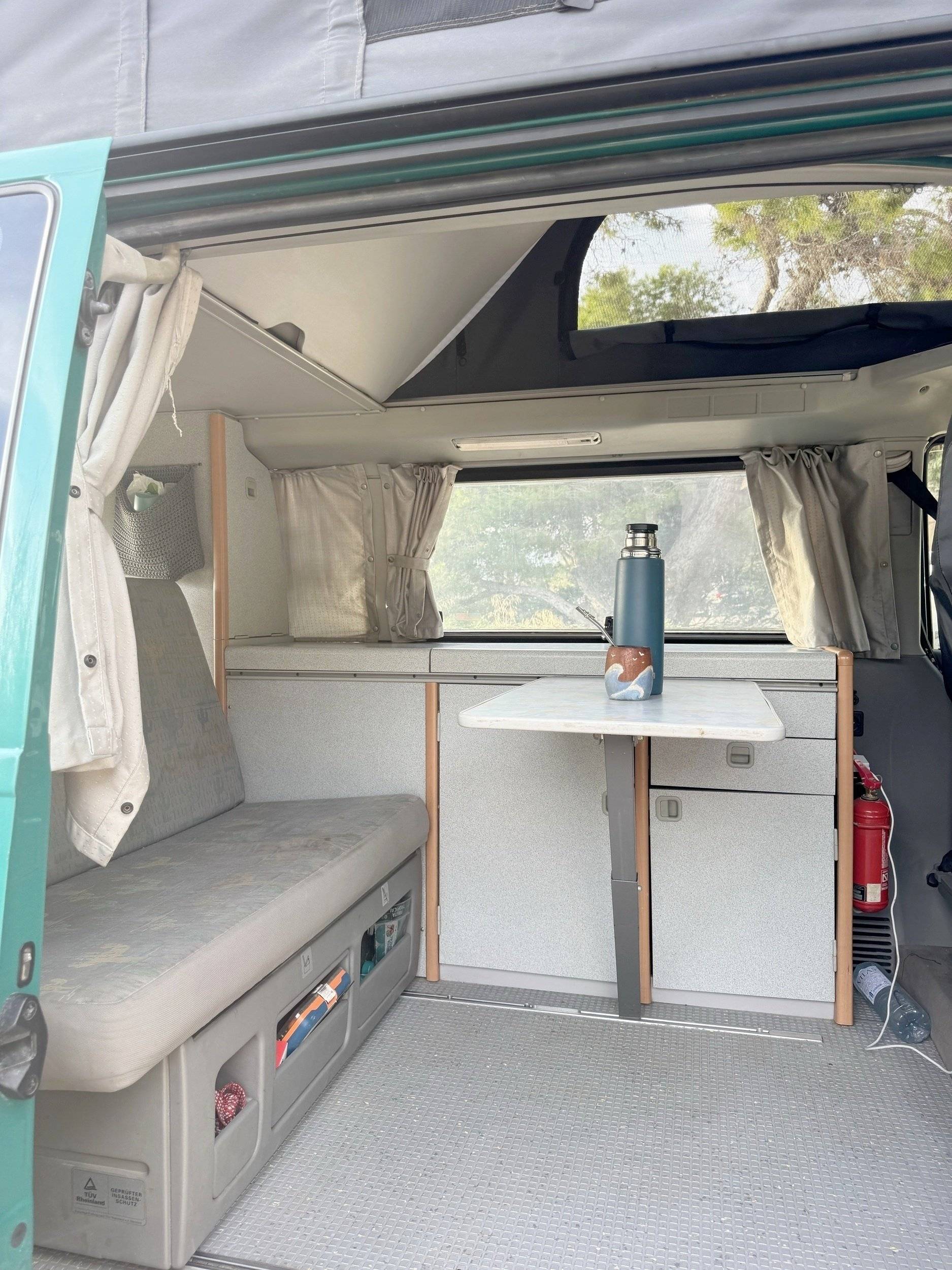 Dinette Volkswagen - Yescapa