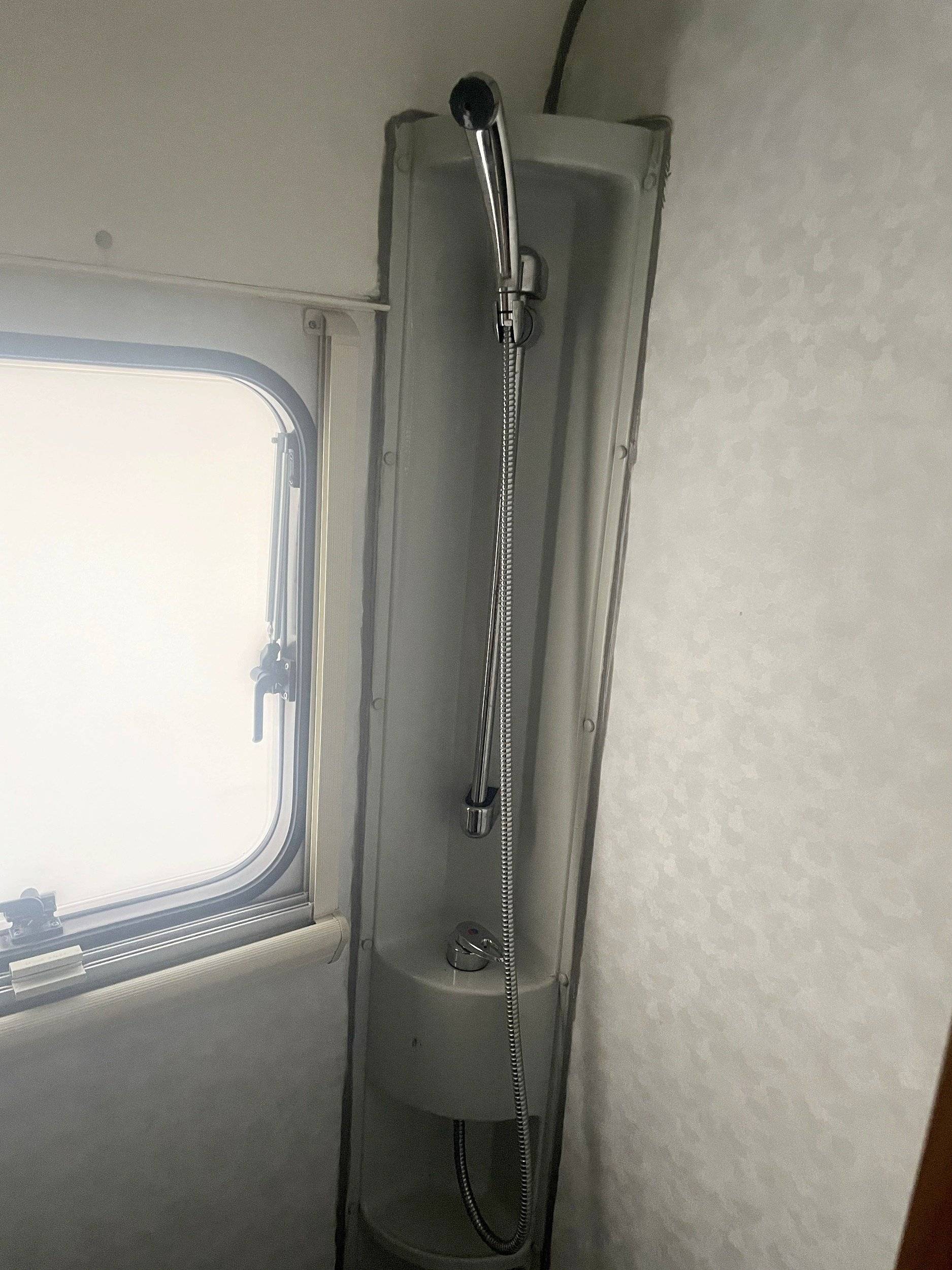 Adria Adriatix 572 DK