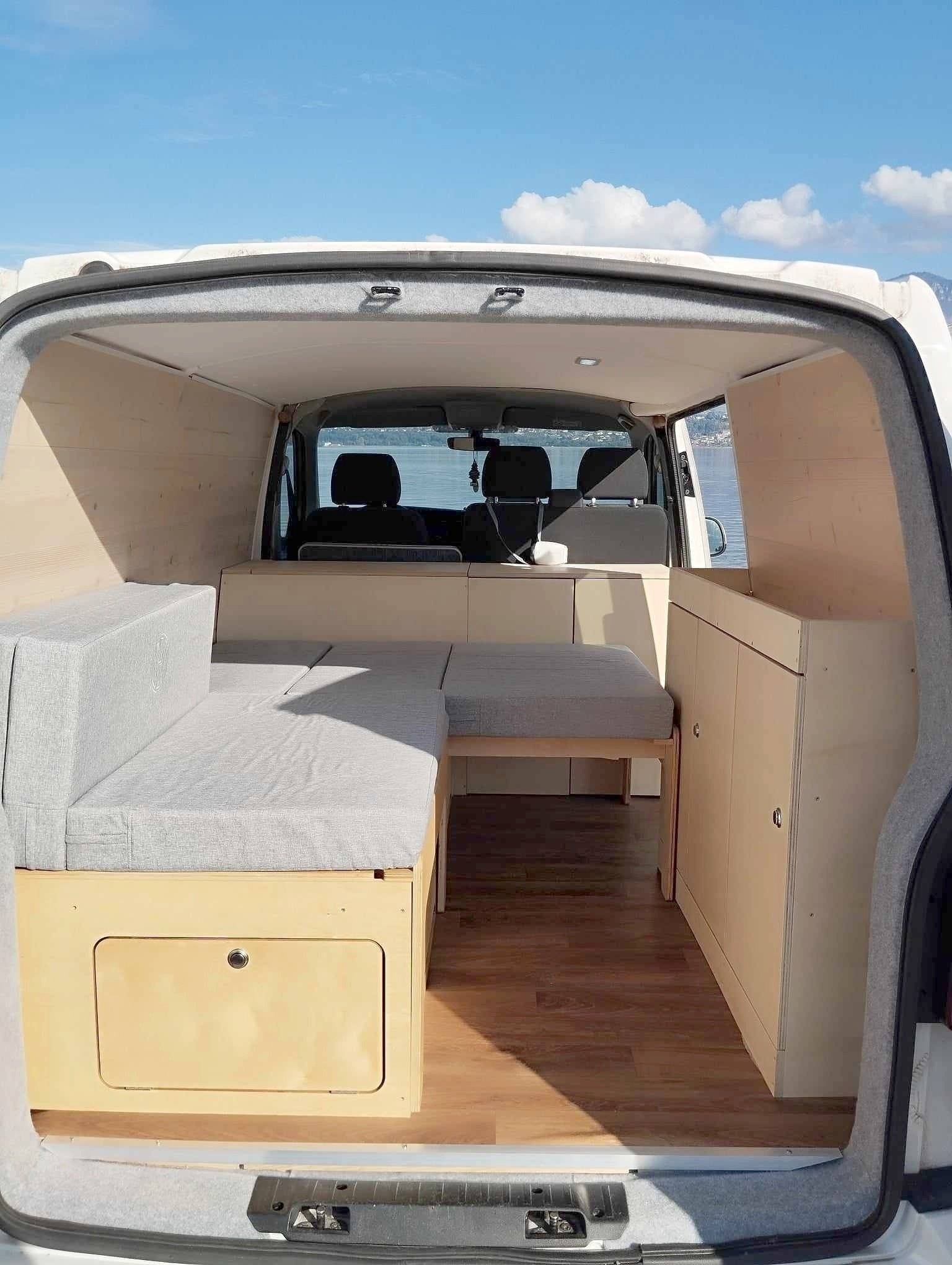 Adria Volkswagen T6.1