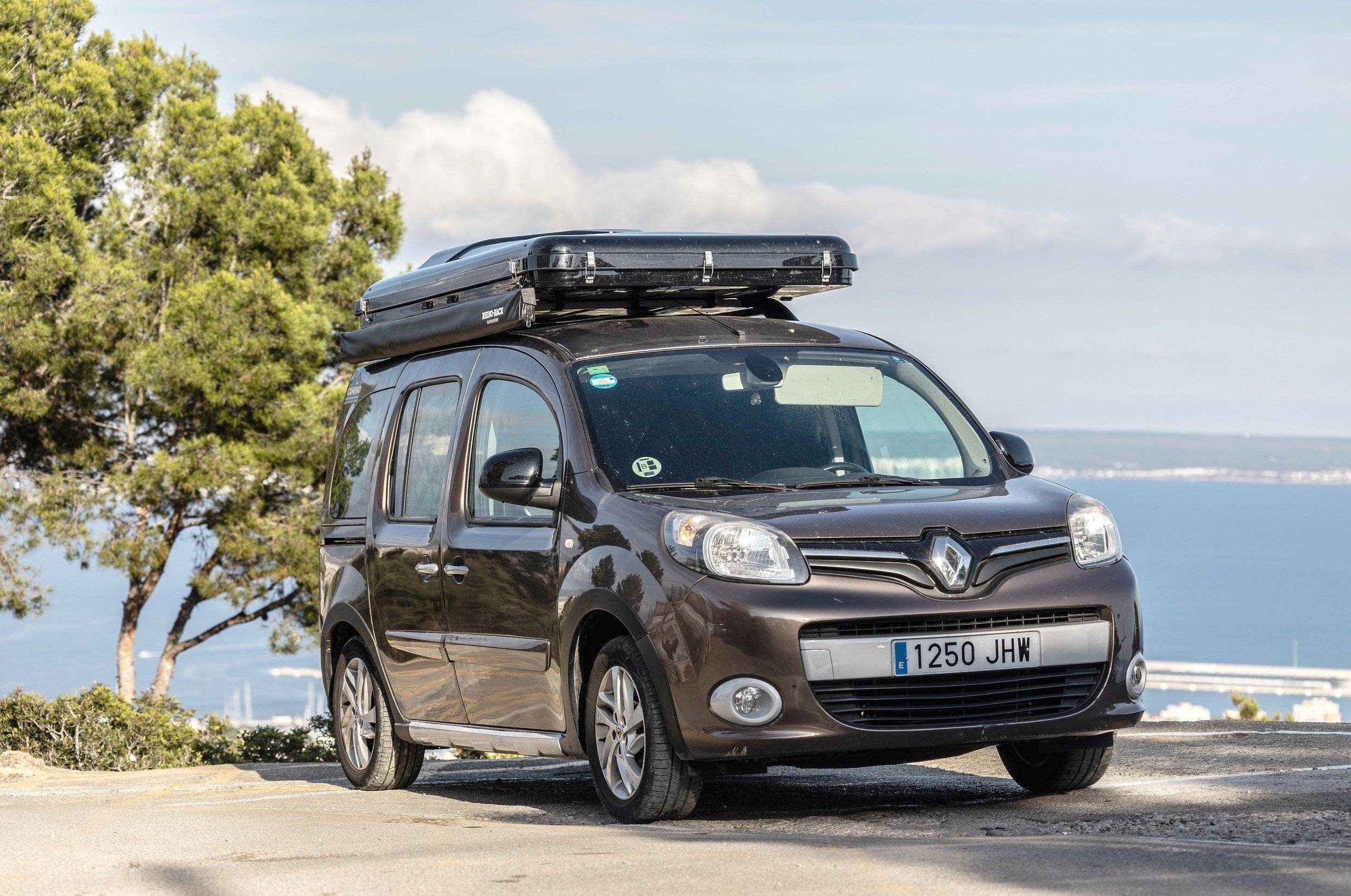 El camino adventure vans Urban beach