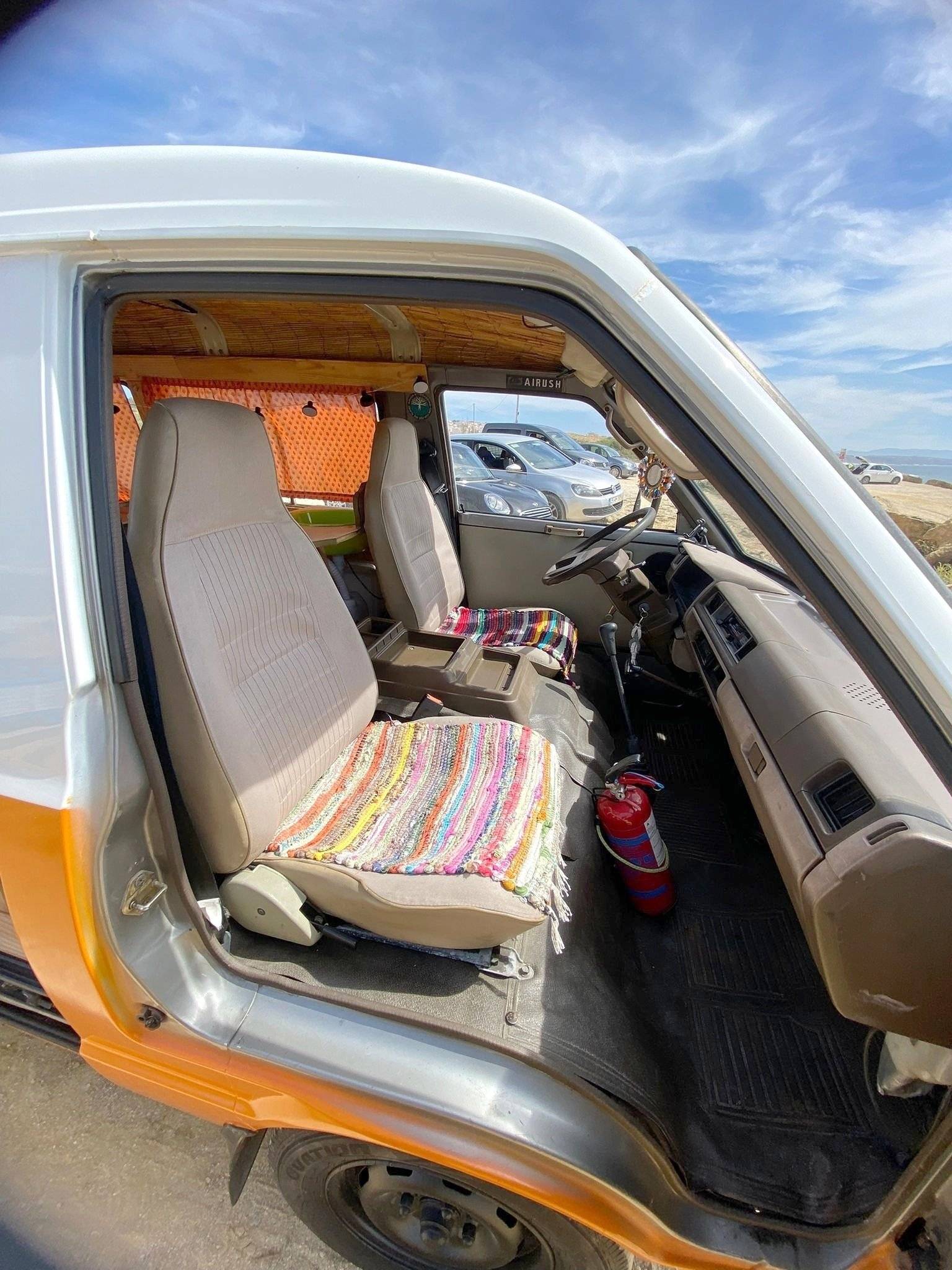 3 C Cartier/Brisebras Nissan Vanette