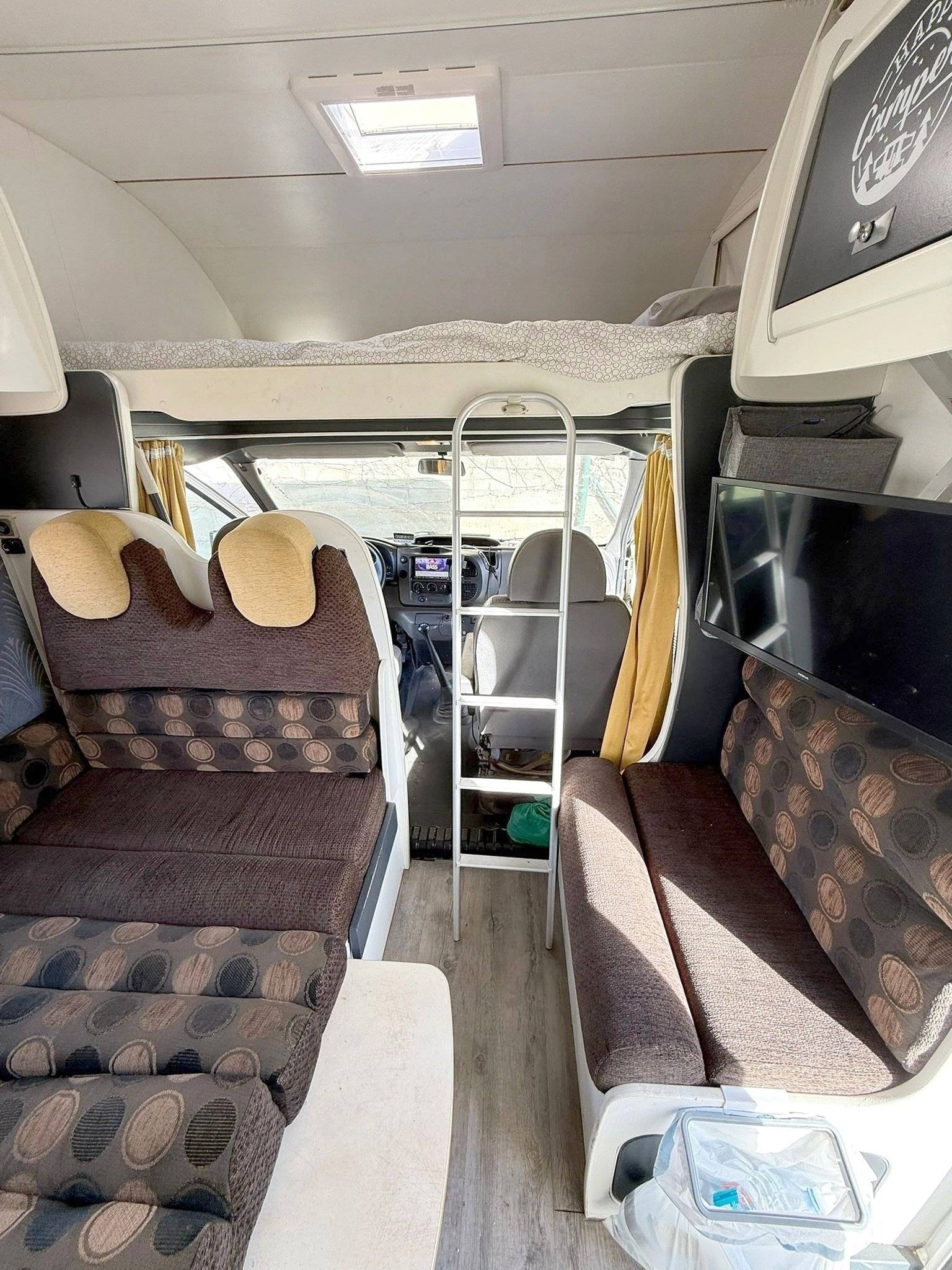 Challenger Transit 2,0 l 130 ch
