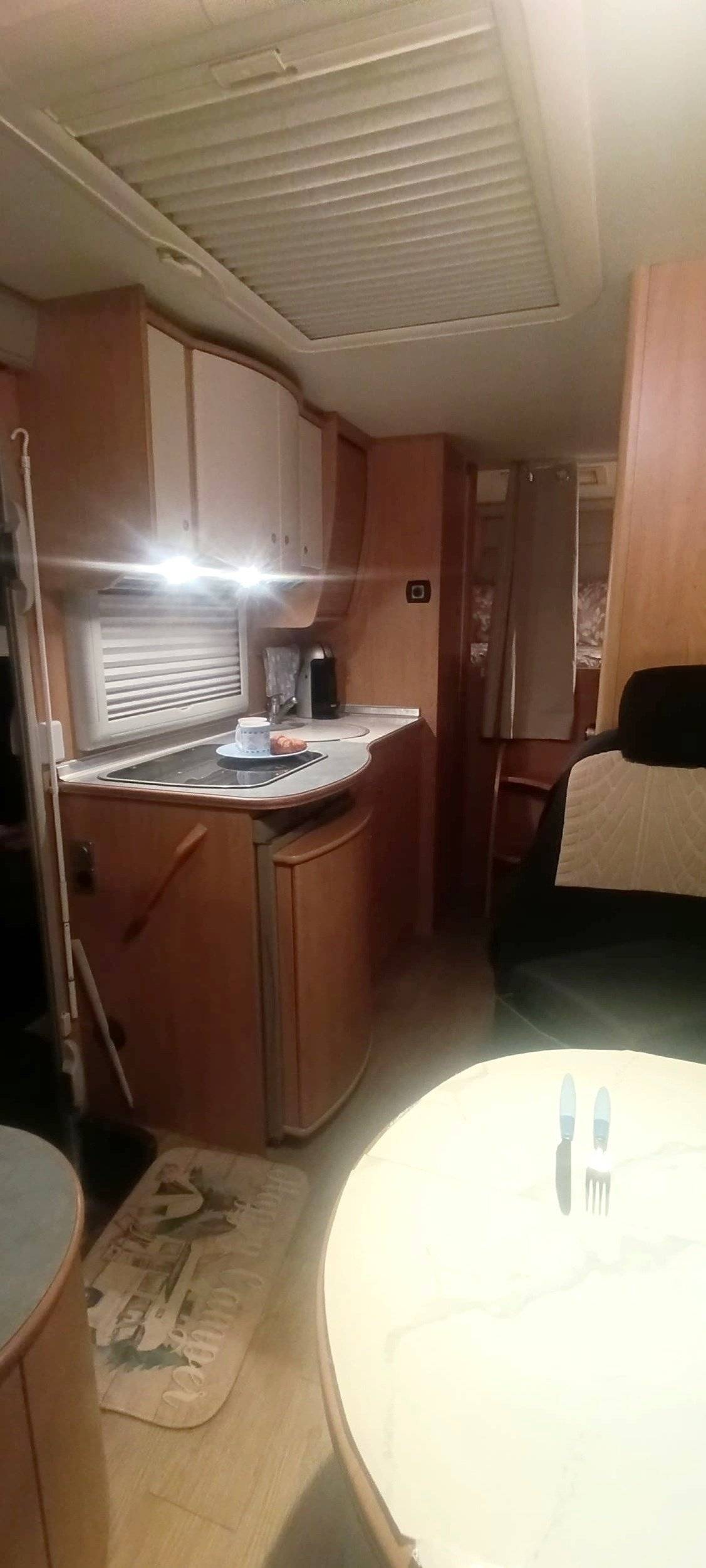 Bürstner I 690 Garage - Elégance