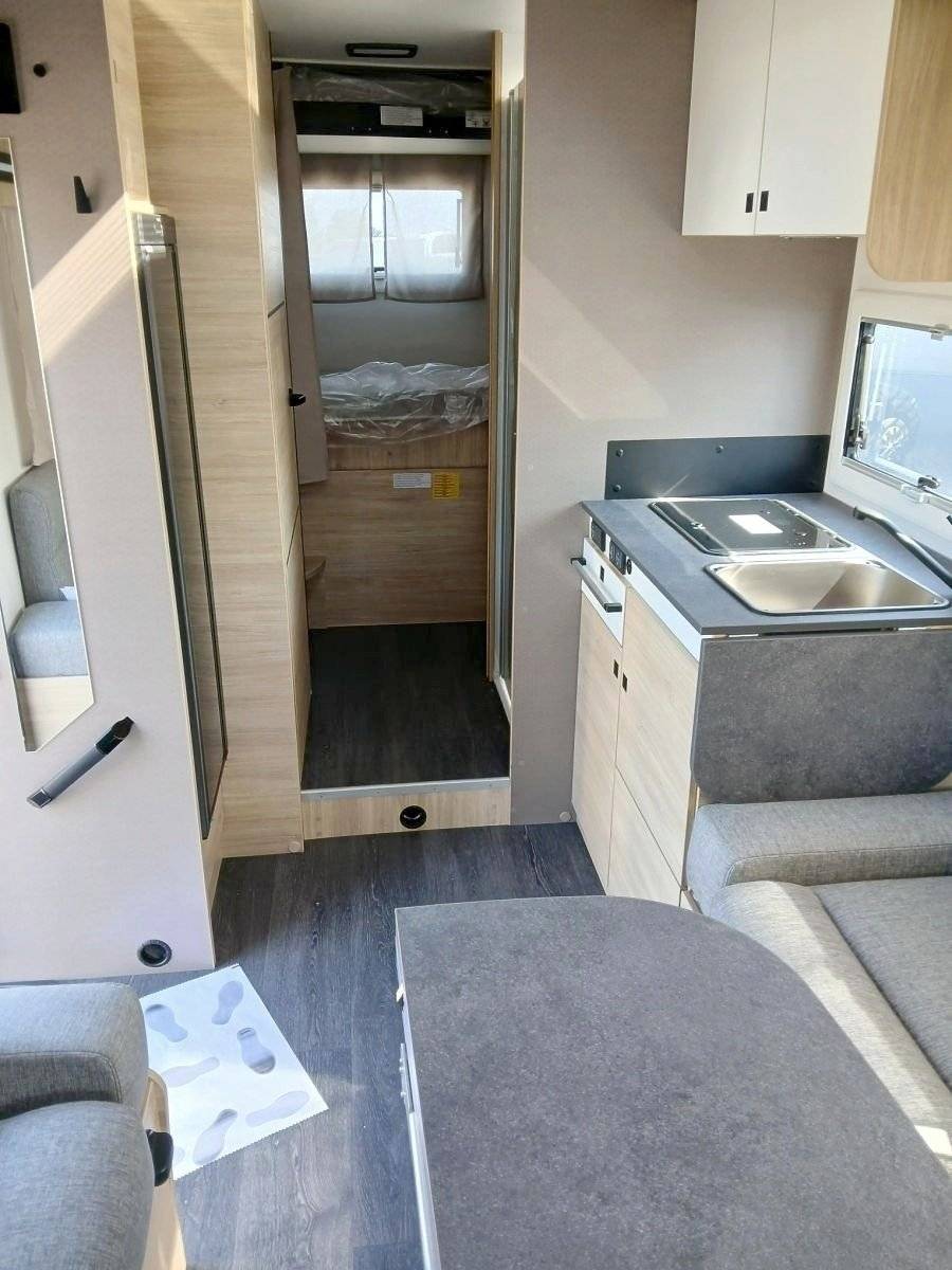 Challenger 380 Break Edition