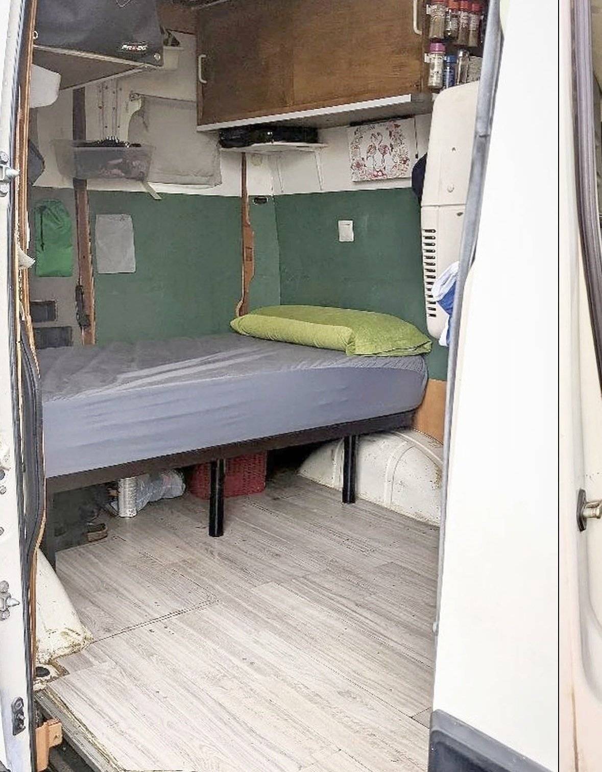 Slaapplaatsen Iveco Daily 35S11 - Yescapa